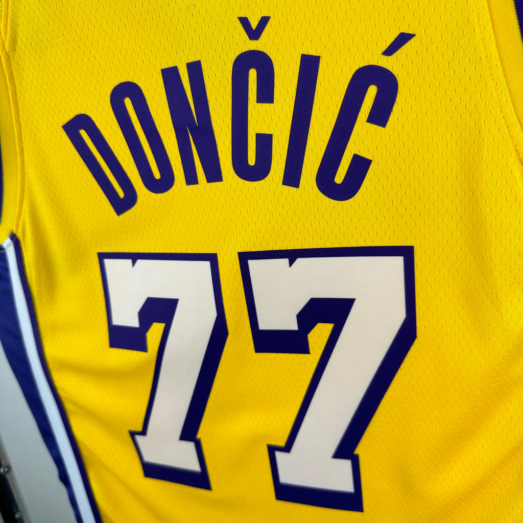 Niños | 23/24 NBA Lakers Icon Edition - Luka Doncic