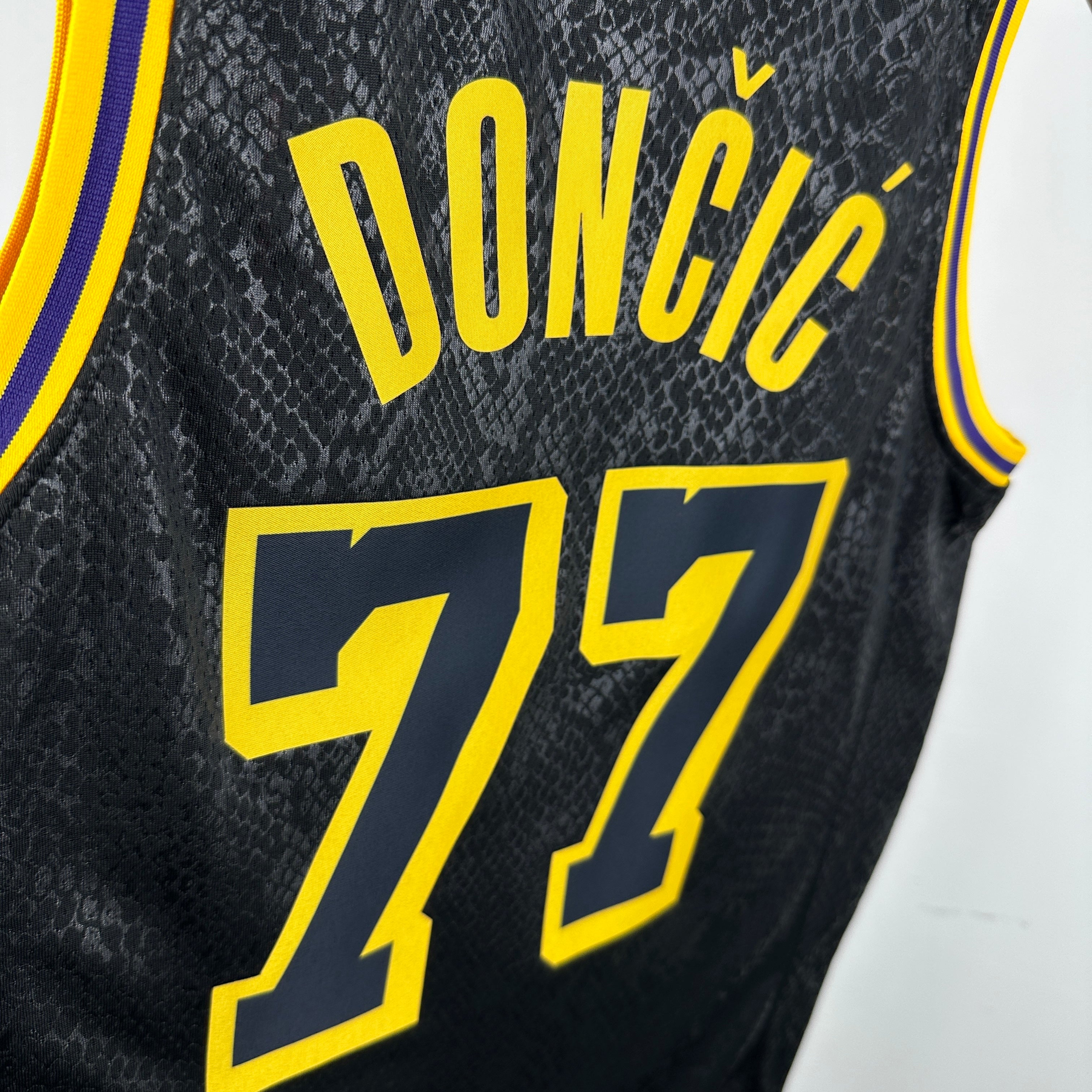 NBA Lakers Black Mamba Edition - Luka Doncic