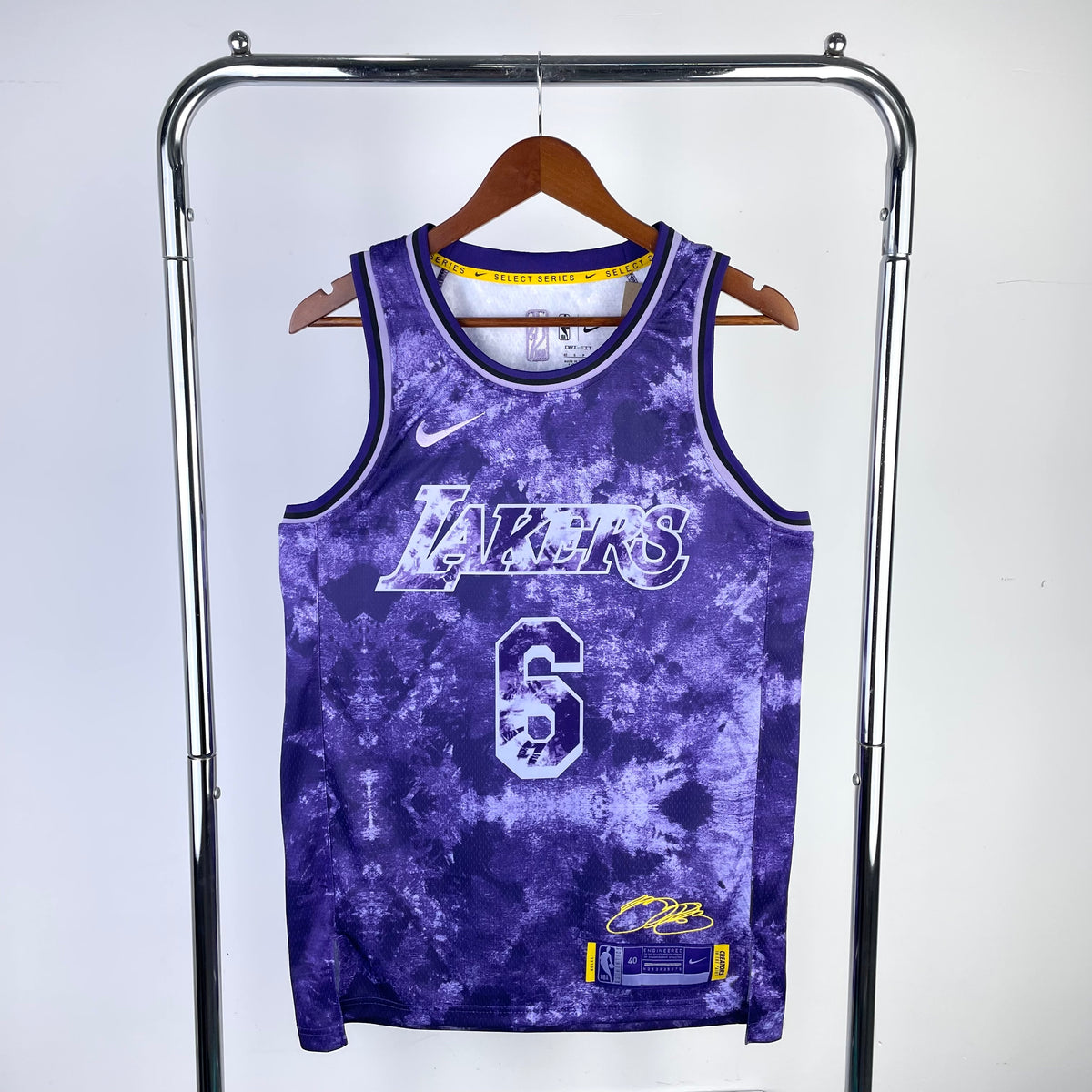 2023/24 NBA Lakers Select Series - Lebron James