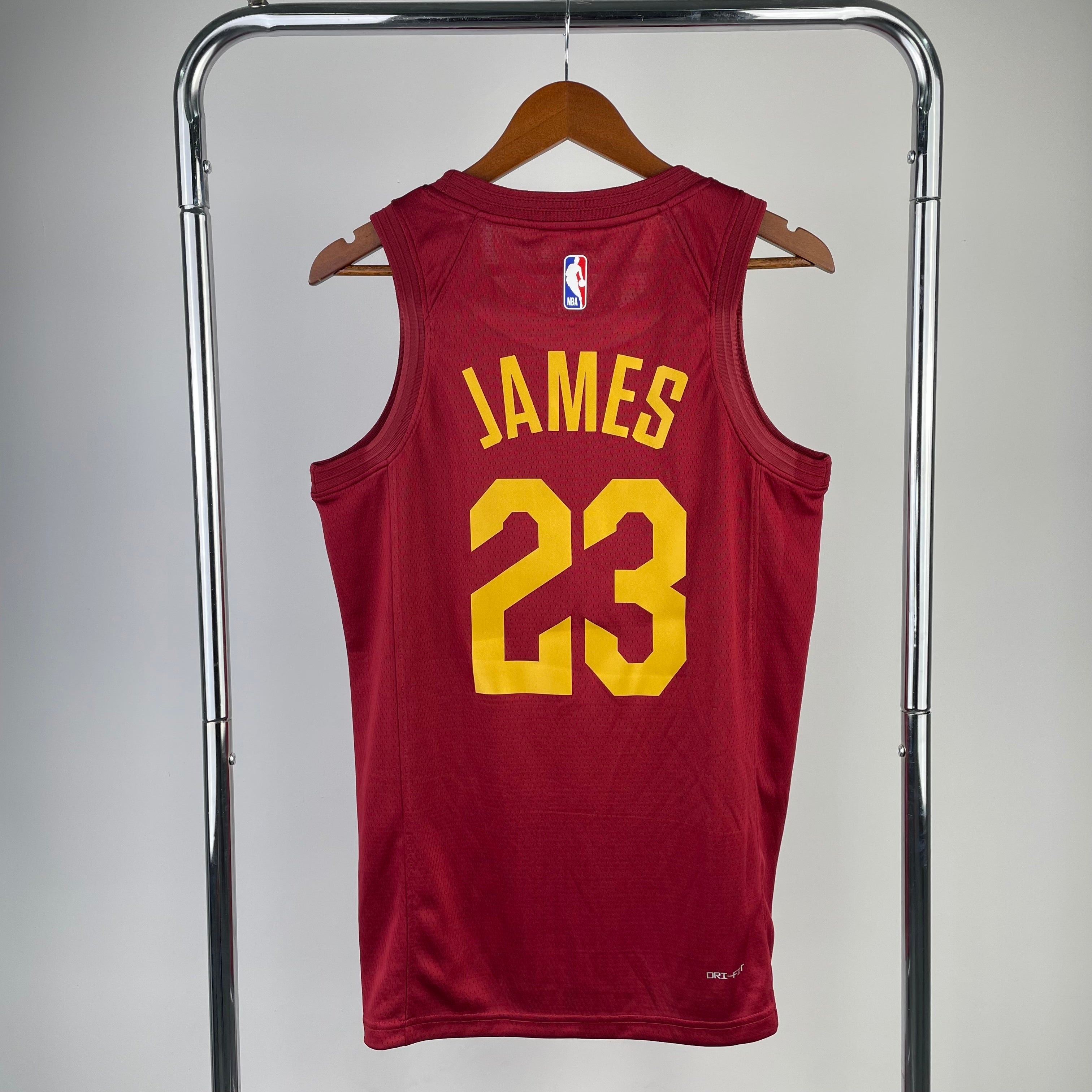 2022/23 NBA Cleveland Icon Edition - Lebron James