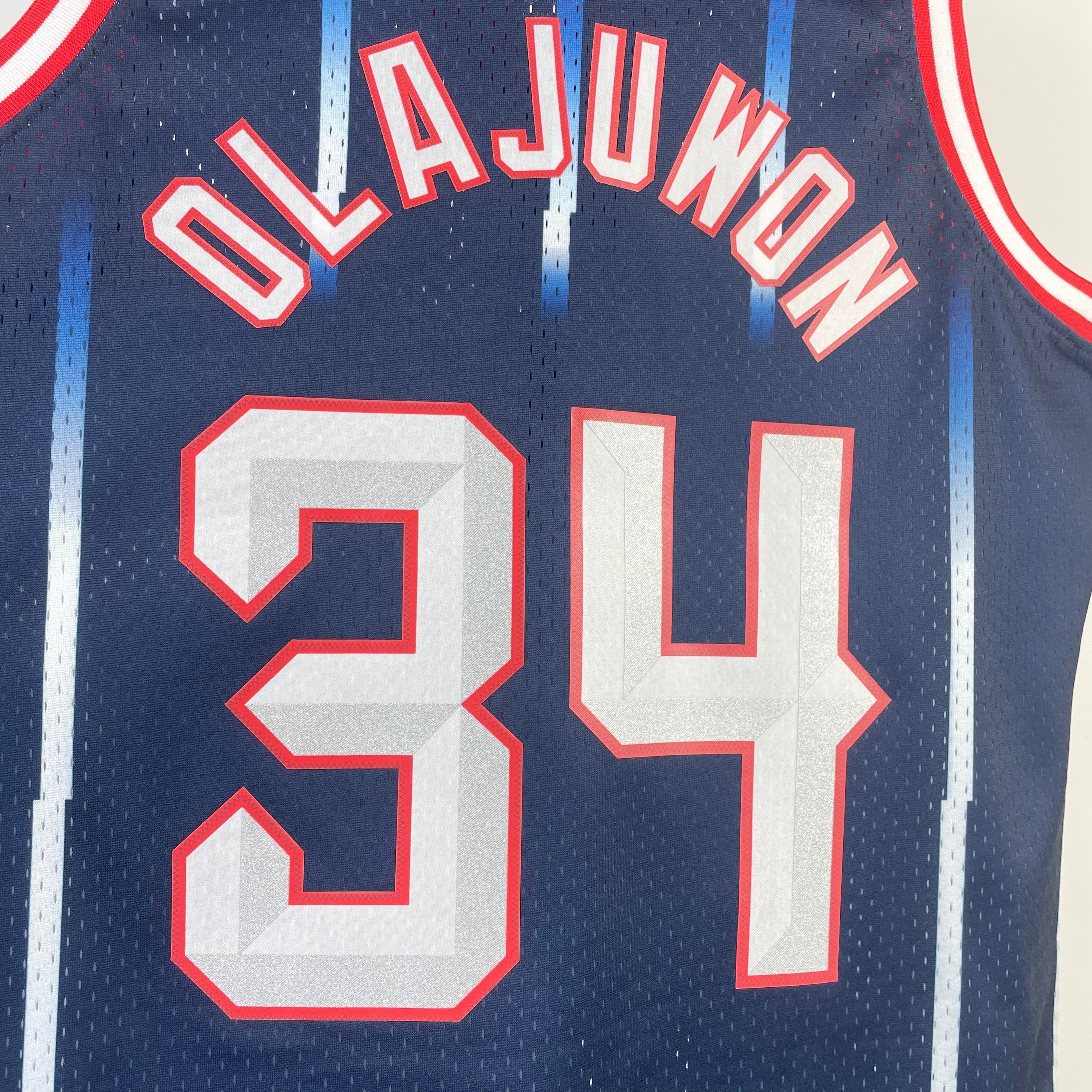 1996/97 NBA Rockets Mitchell & Ness - Hakeem Olajuwon