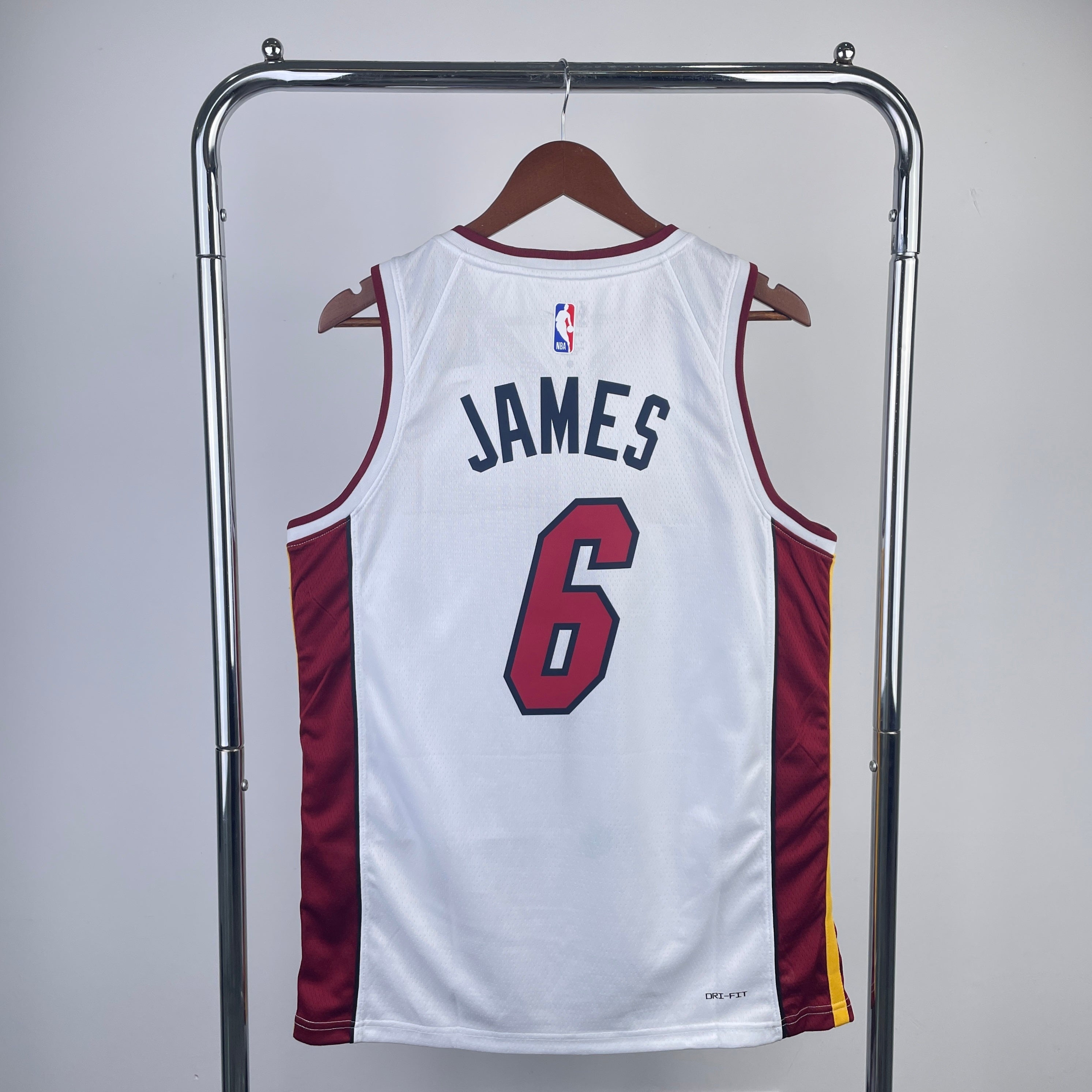2023/24 NBA Miami Heat Association Edition - Lebron James