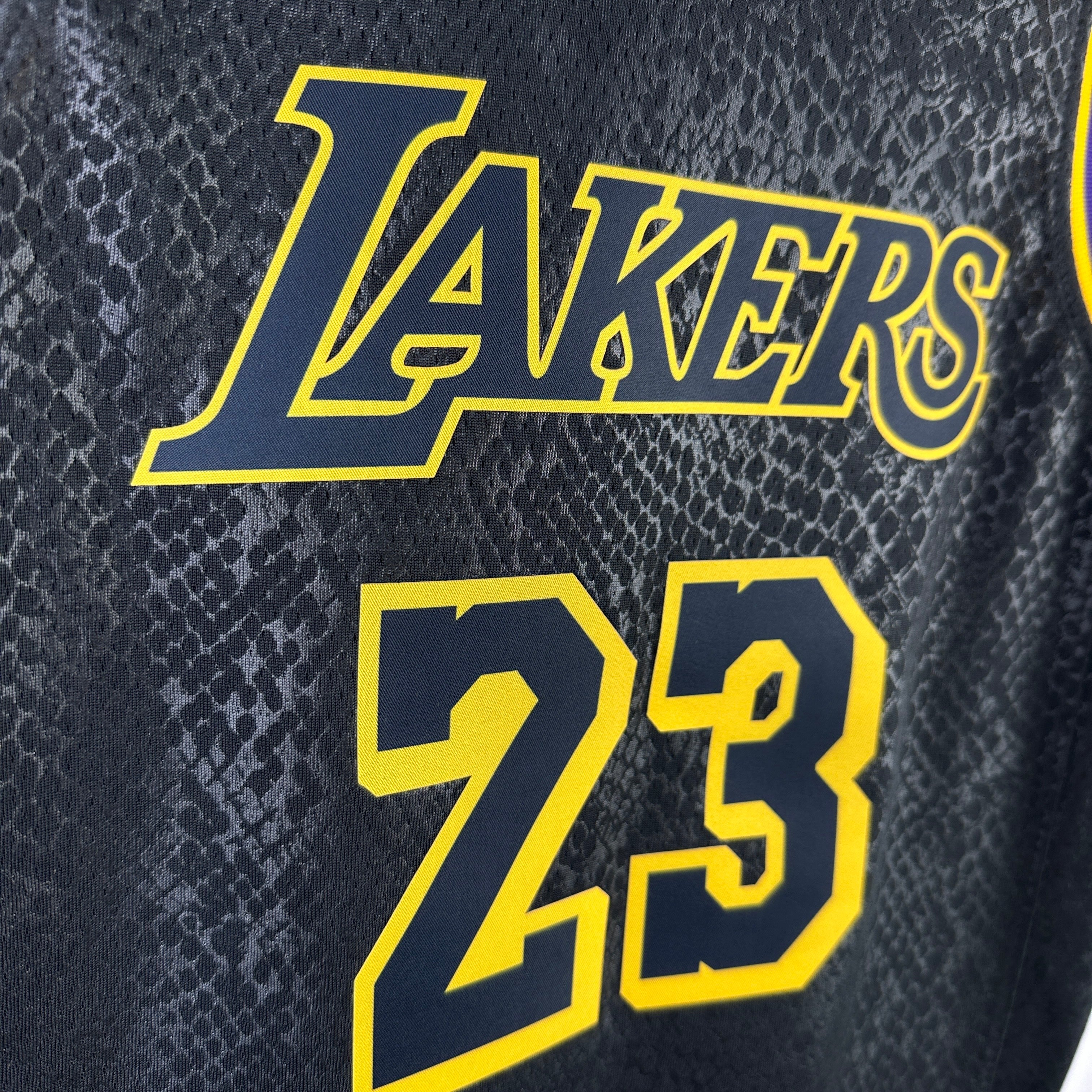 NBA Lakers Black Mamba Edition - Lebron James