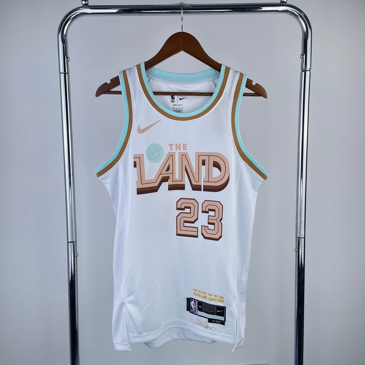 2022/23 NBA Cleveland City Edition - Lebron James