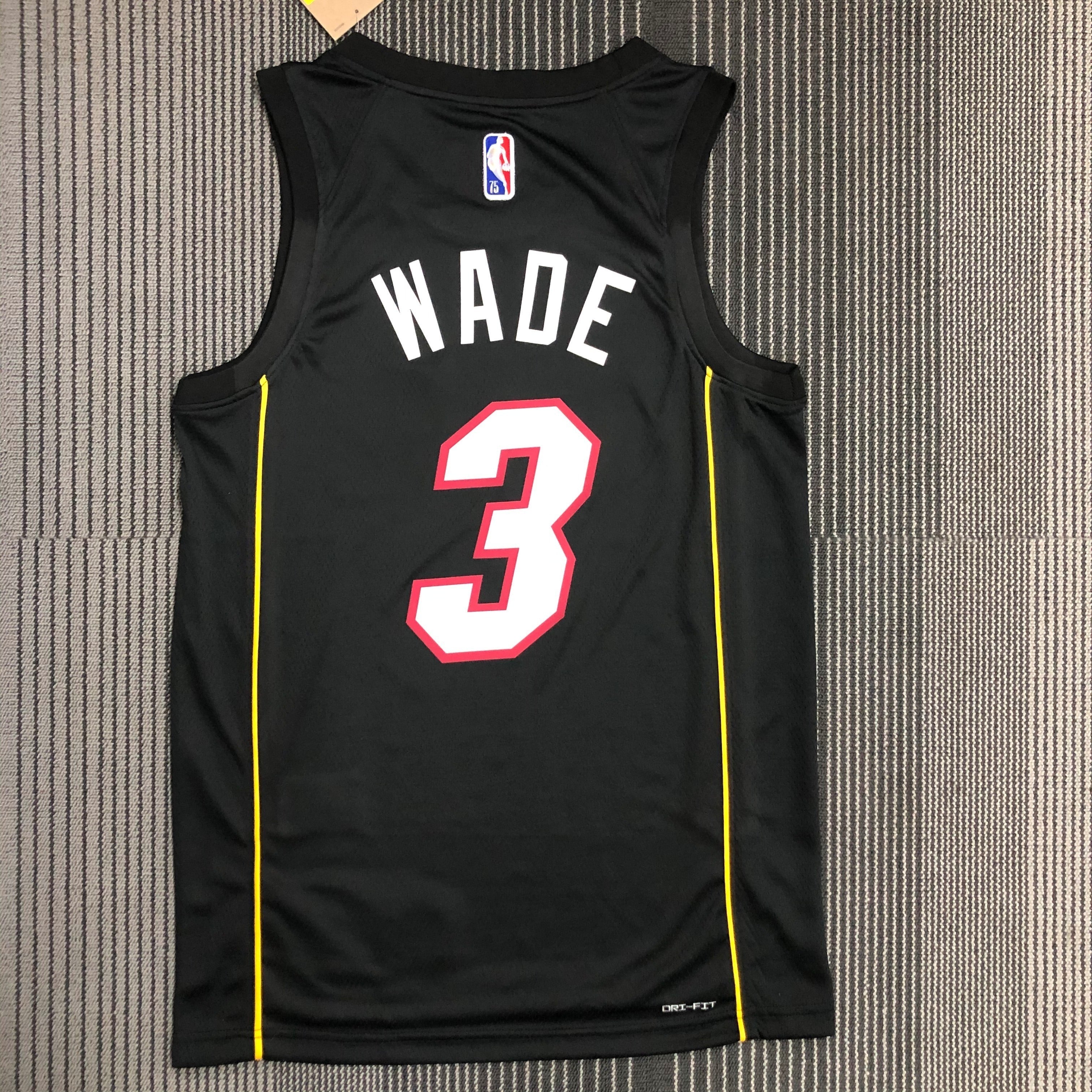 2021/22 NBA Miami Heat City Edition - Dwayne Wade