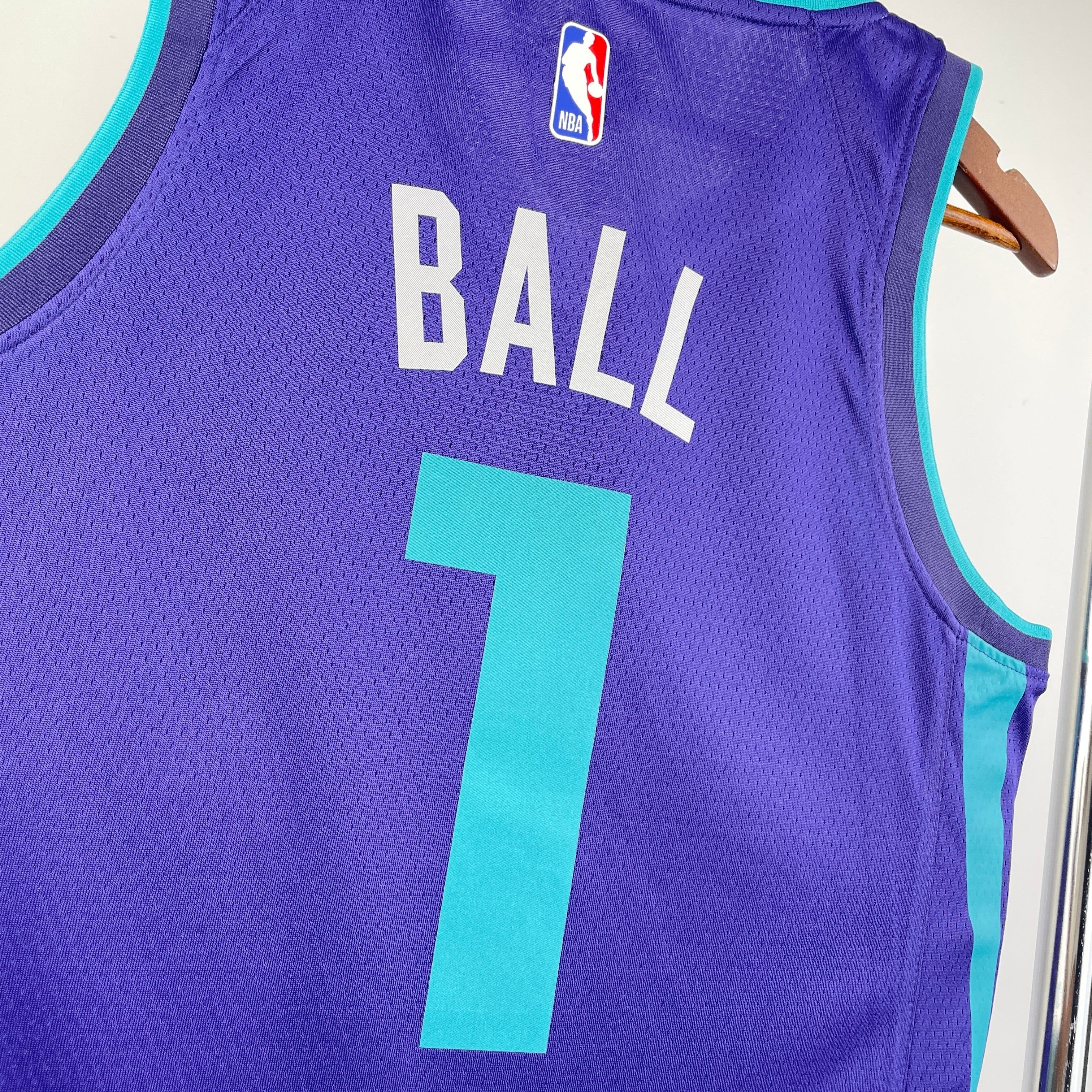 19/20 NBA Hornets Statement Edition - Lamelo Ball