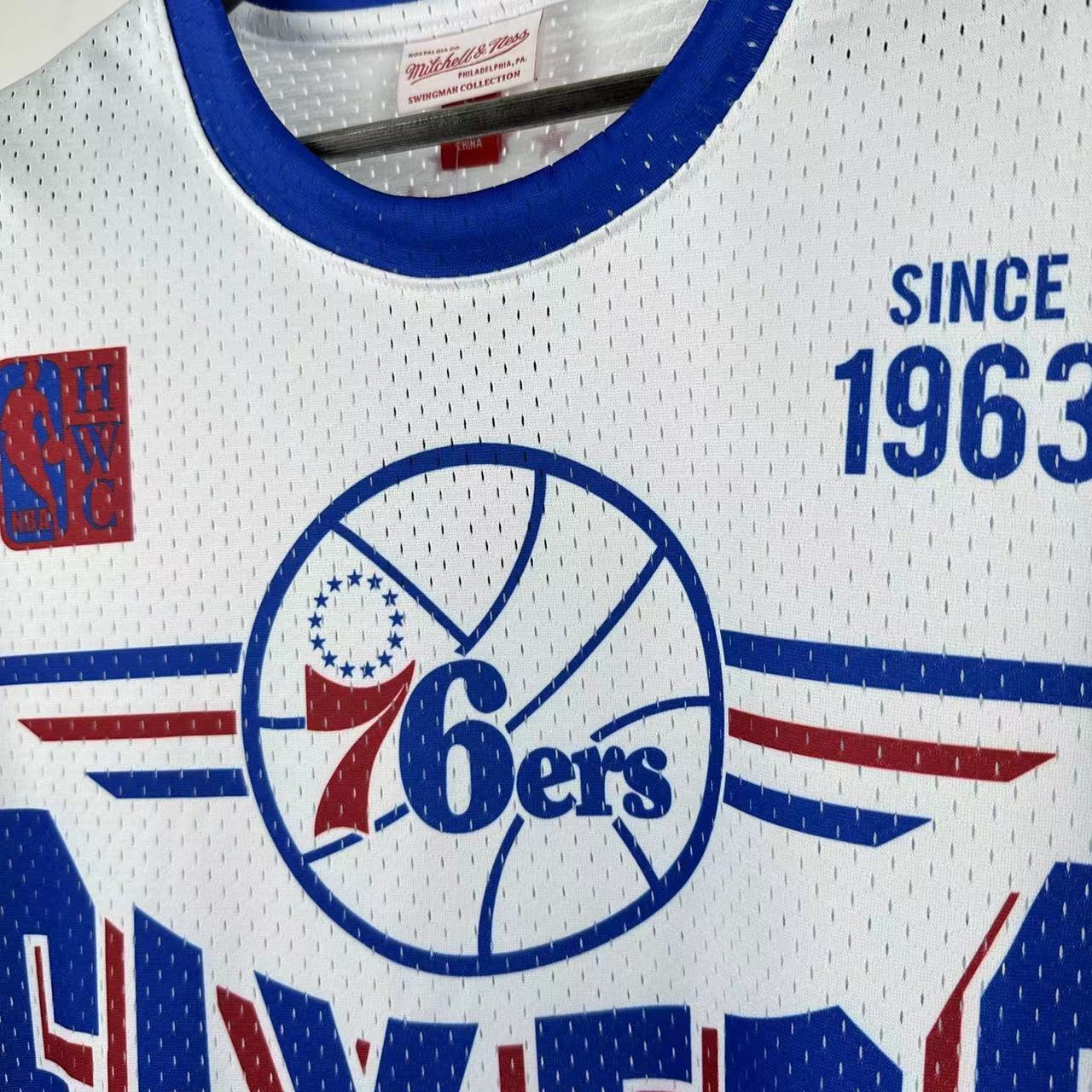 T-Shirt Hardwood Classics Mitchell & Ness - Philadelphia 76ers