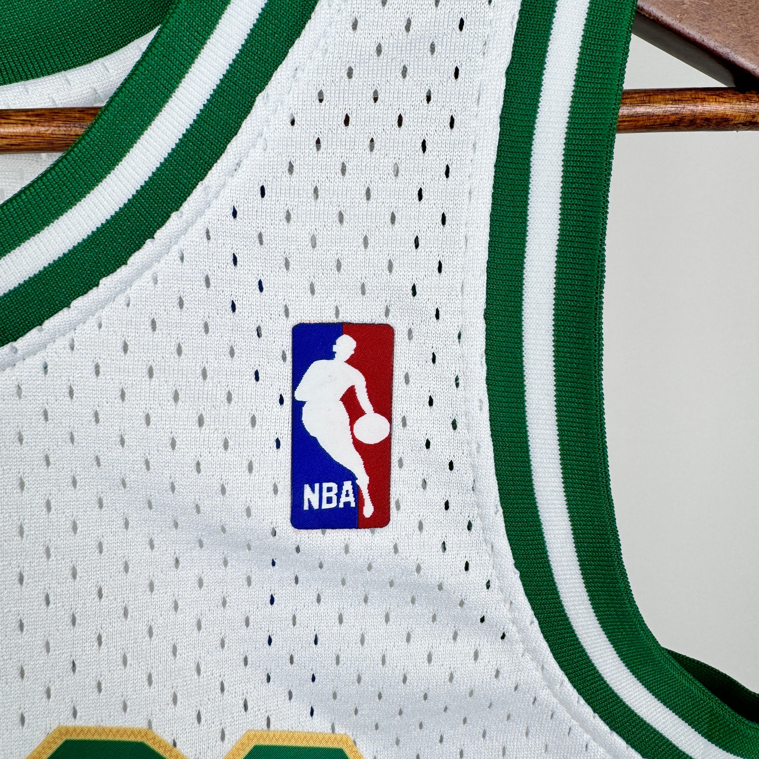 2008 NBA Celtics Mitchell & Ness - Kevin Garnett