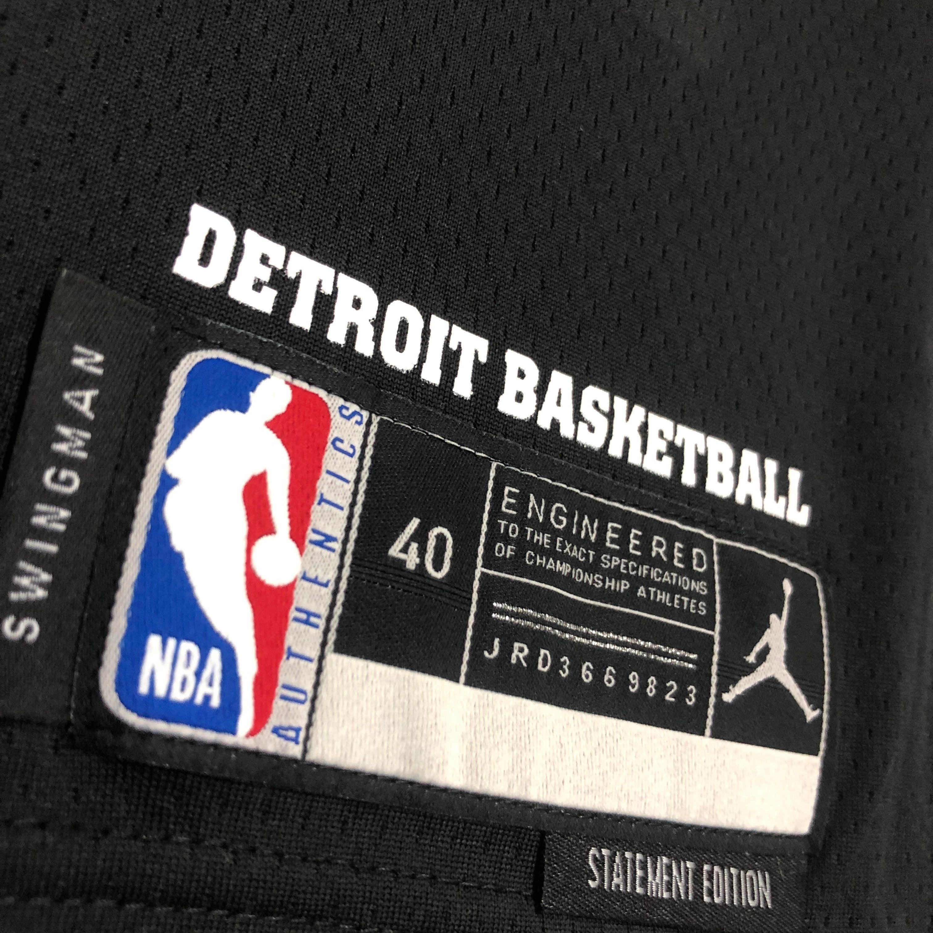 23/24 NBA Pistons Statement Edition - Cunningham