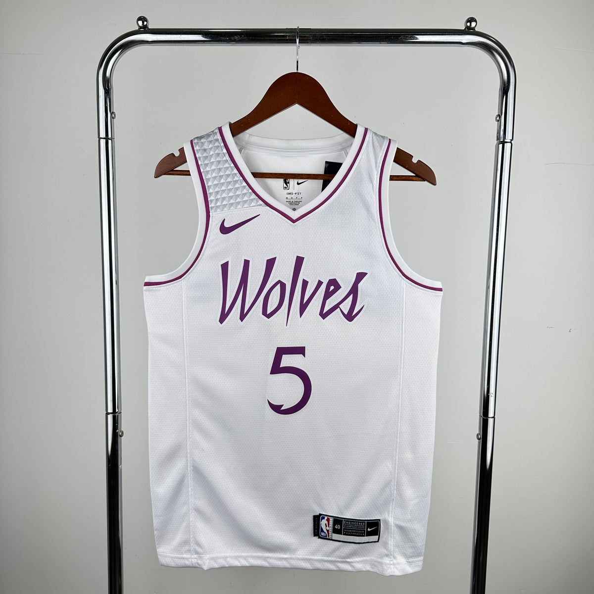 18/19 NBA Timberwolves Earned Edition - Anthony Edwards