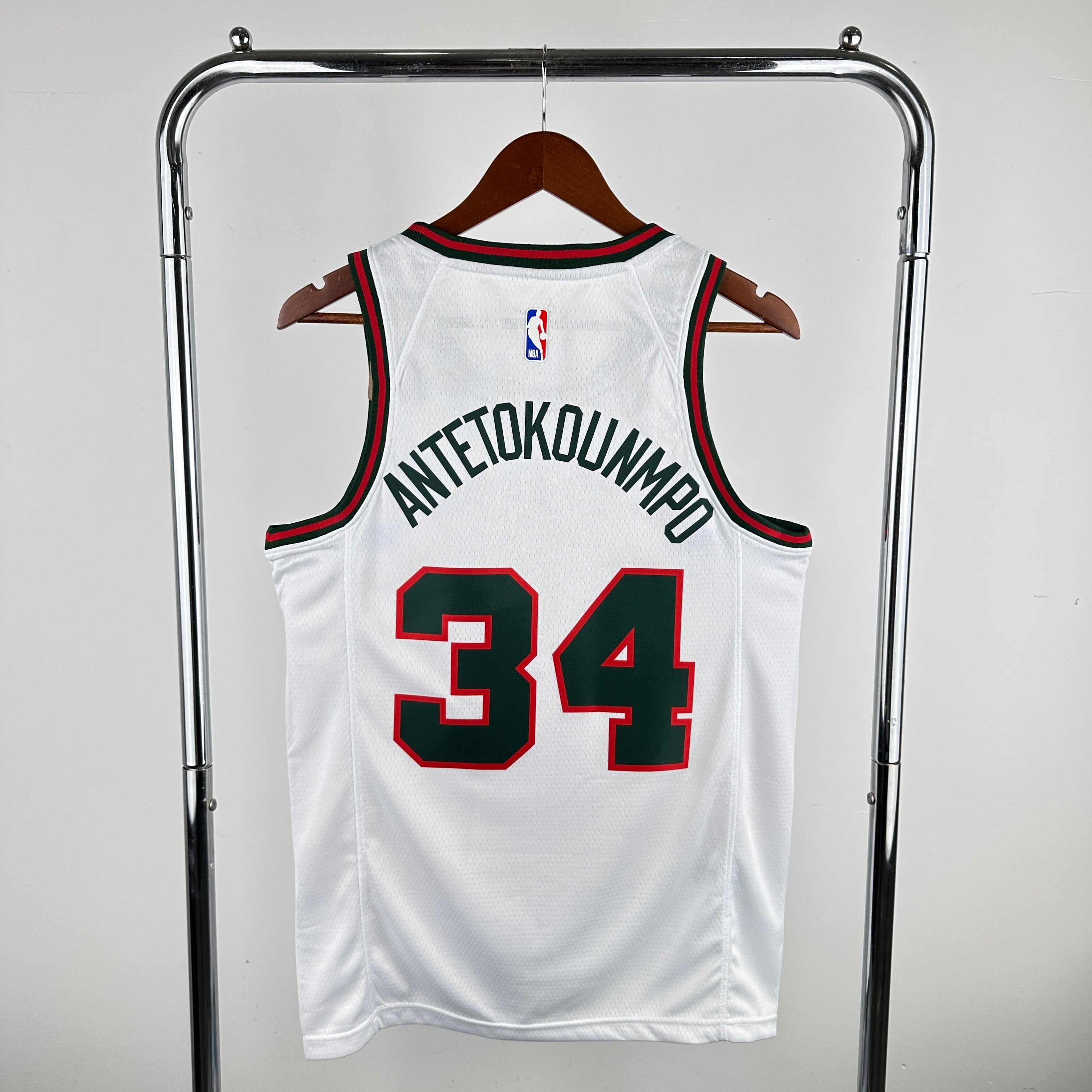 17/18 NBA Milwaukee Association Edition - Giannis Antetokounmpo