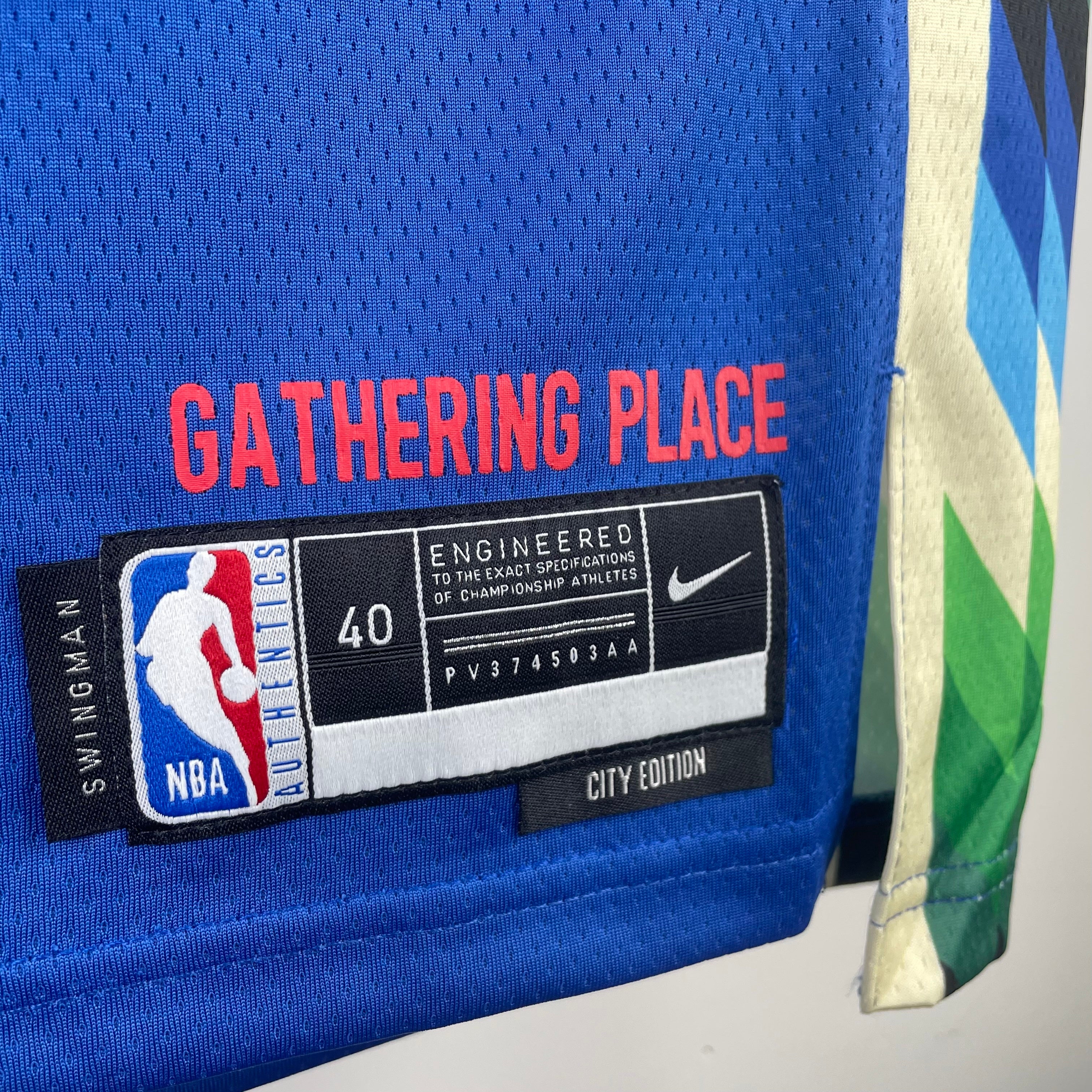 22/23 NBA Milwaukee City Edition - Lillard