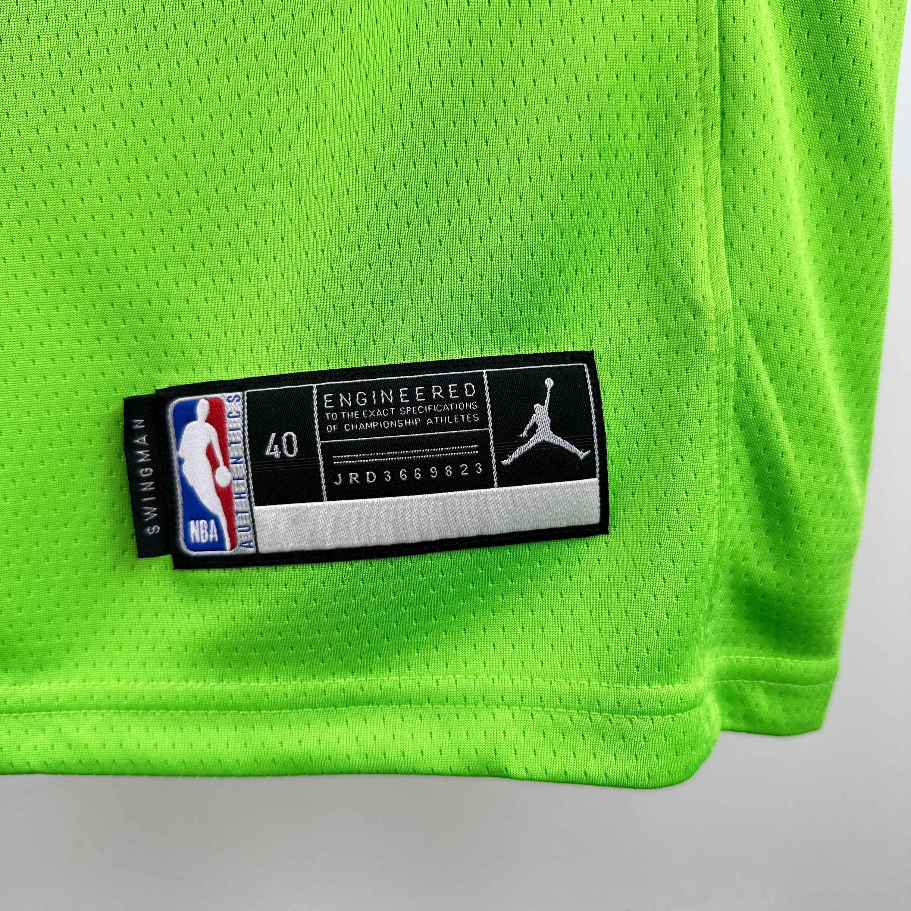 21/22 NBA Timberwolves Statement Edition - Anthony Edwards