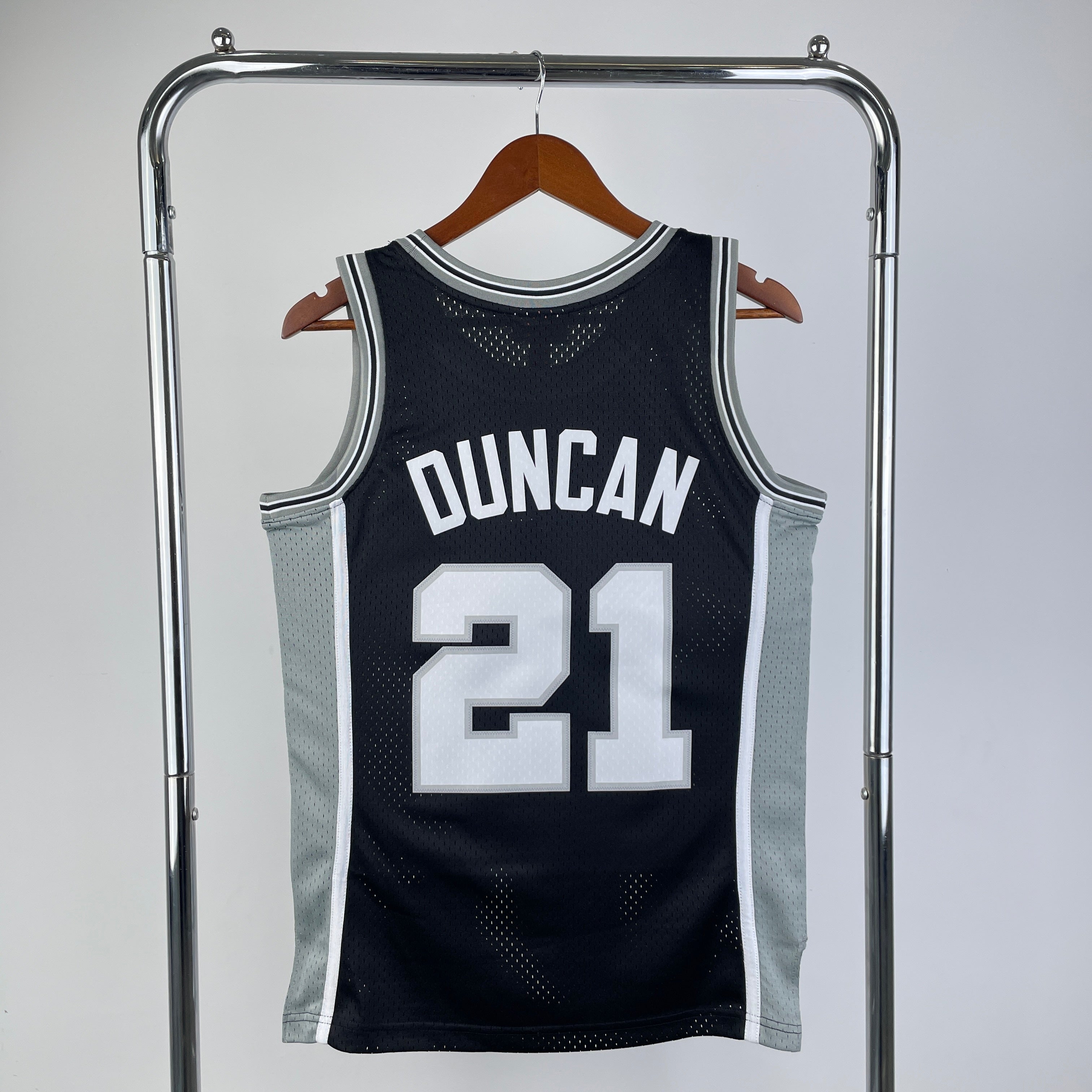 1998/99 NBA Spurs Mitchell & Ness - Tim Duncan