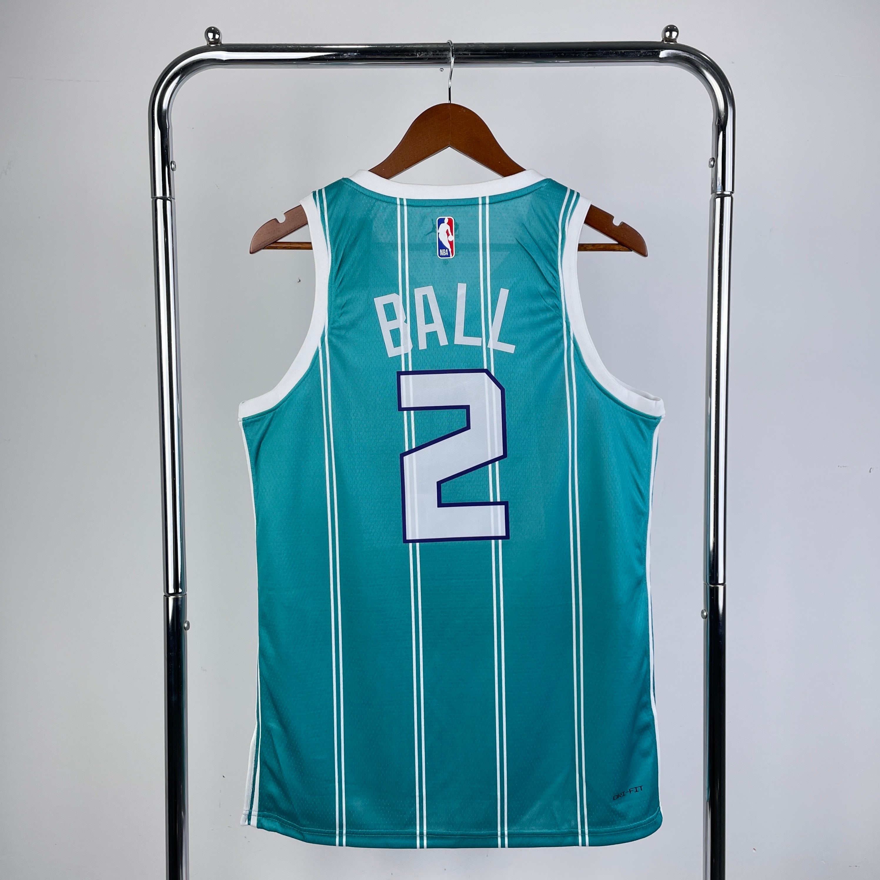 2023/24 NBA Hornets Icon Edition - Lamelo Ball