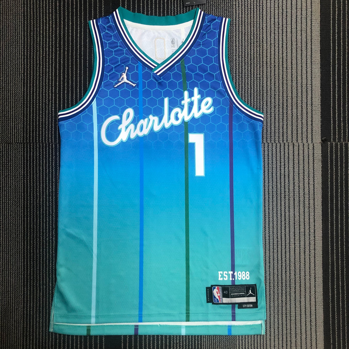 23/24 NBA 75 Aniversario Hornets - Lamelo Ball