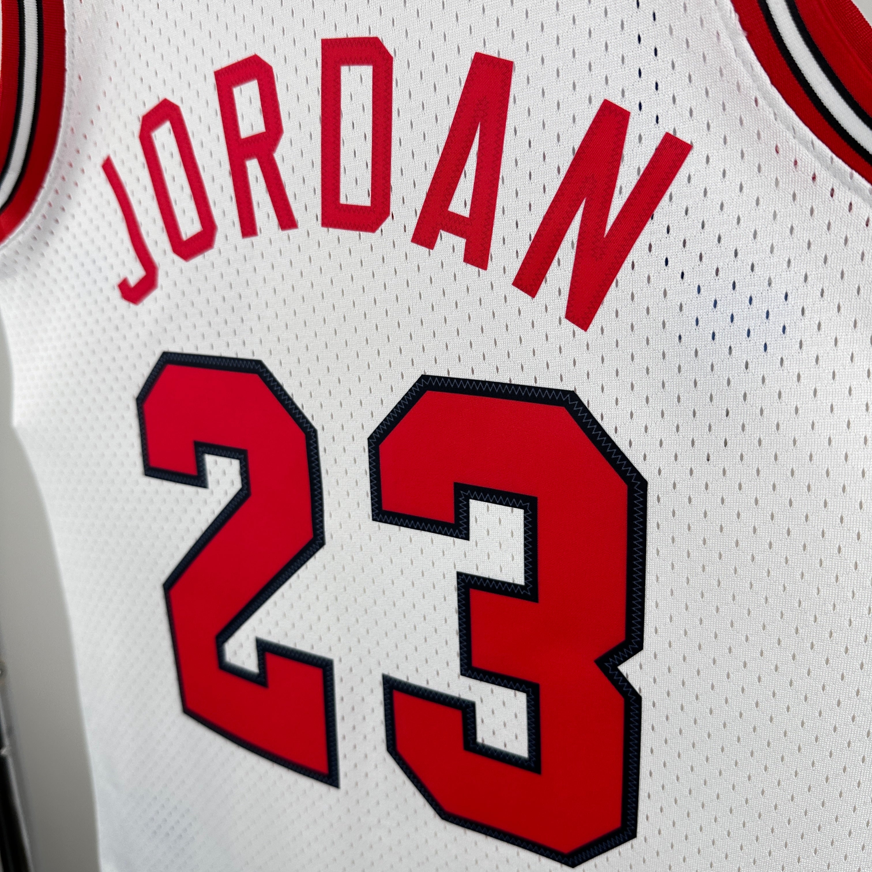 1984/1985 NBA Bulls Mitchell & Ness - Michael Jordan