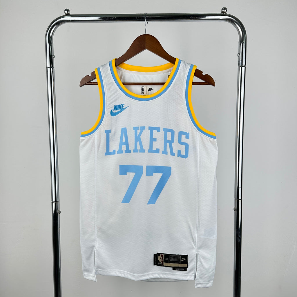 23/24 NBA Lakers Classic Edition - Luka Doncic