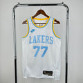 23/24 NBA Lakers Classic Edition - Luka Doncic