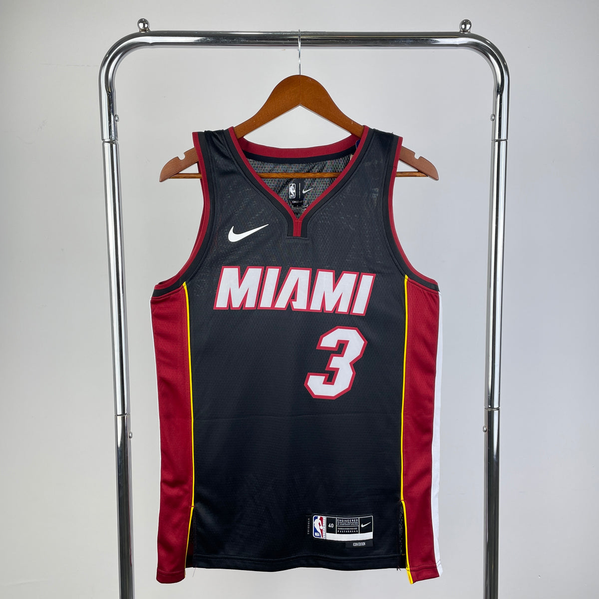 2023/24 NBA Miami Heat Icon Edition - Dwayne Wade