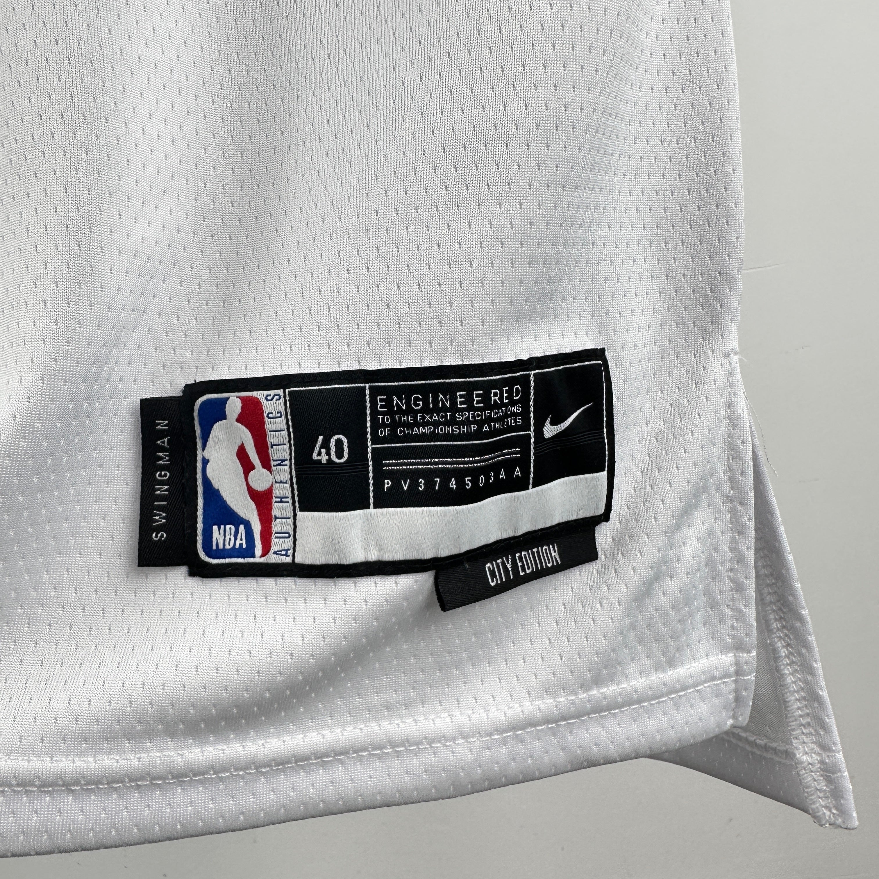 22/23 NBA Timberwolves City Edition - Anthony Edwards