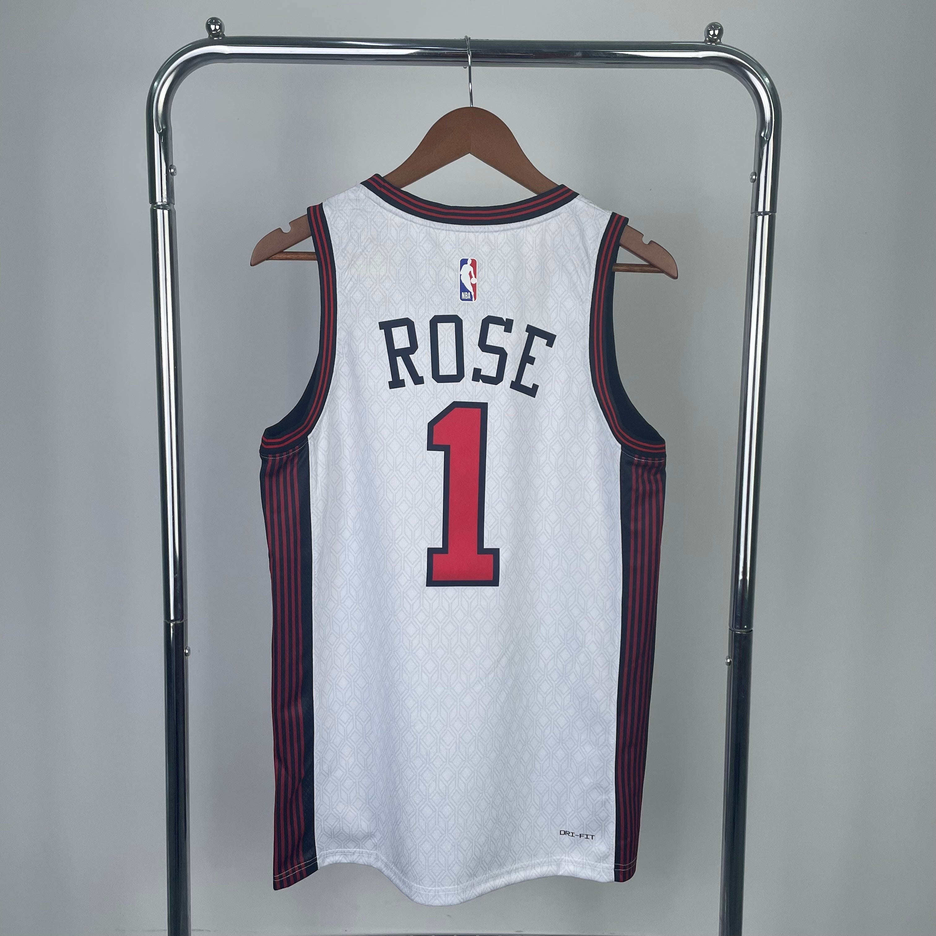 22/23 NBA Bulls City Edition - Derrick Rose