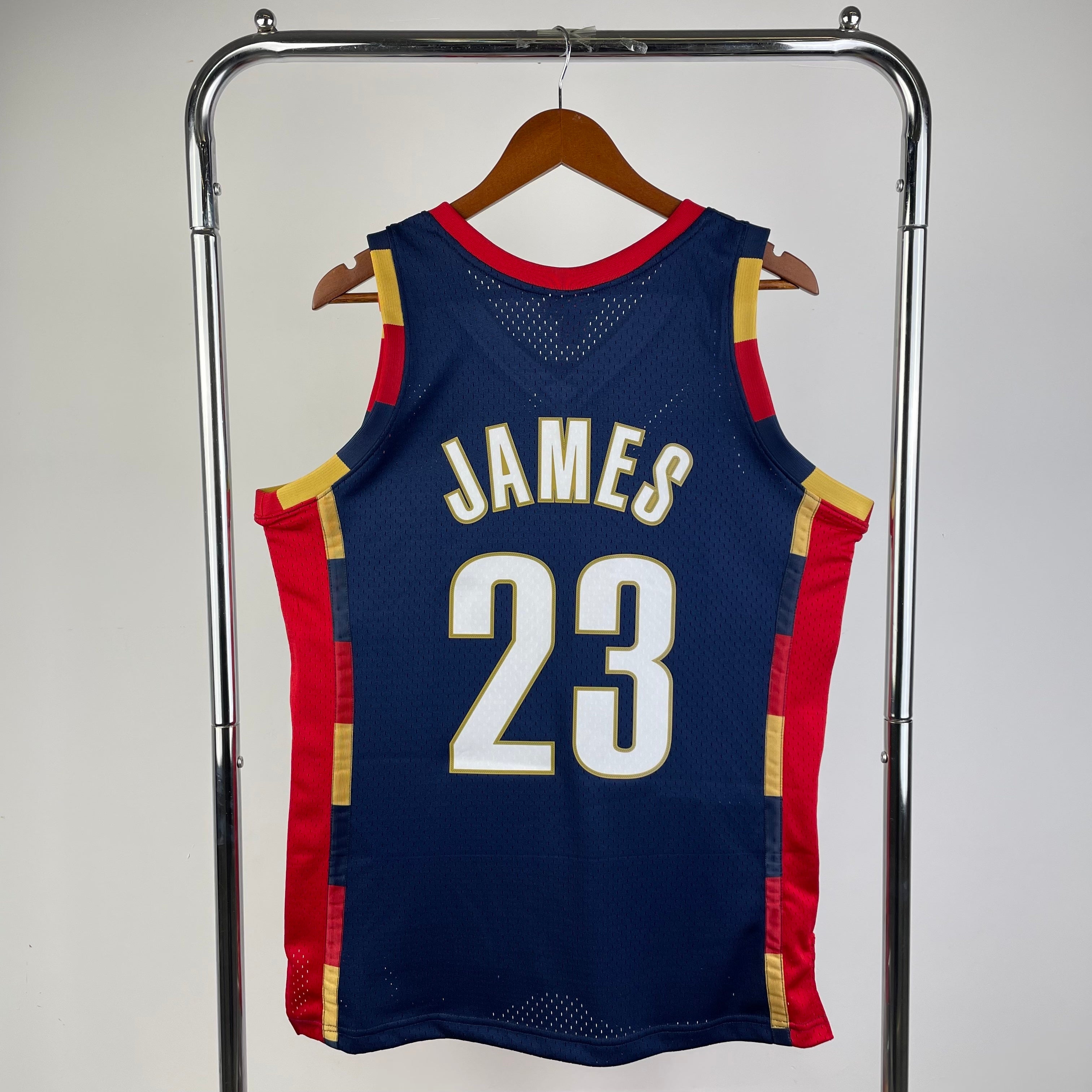 2008/09 NBA Cleveland Mitchell & Ness - Lebron James