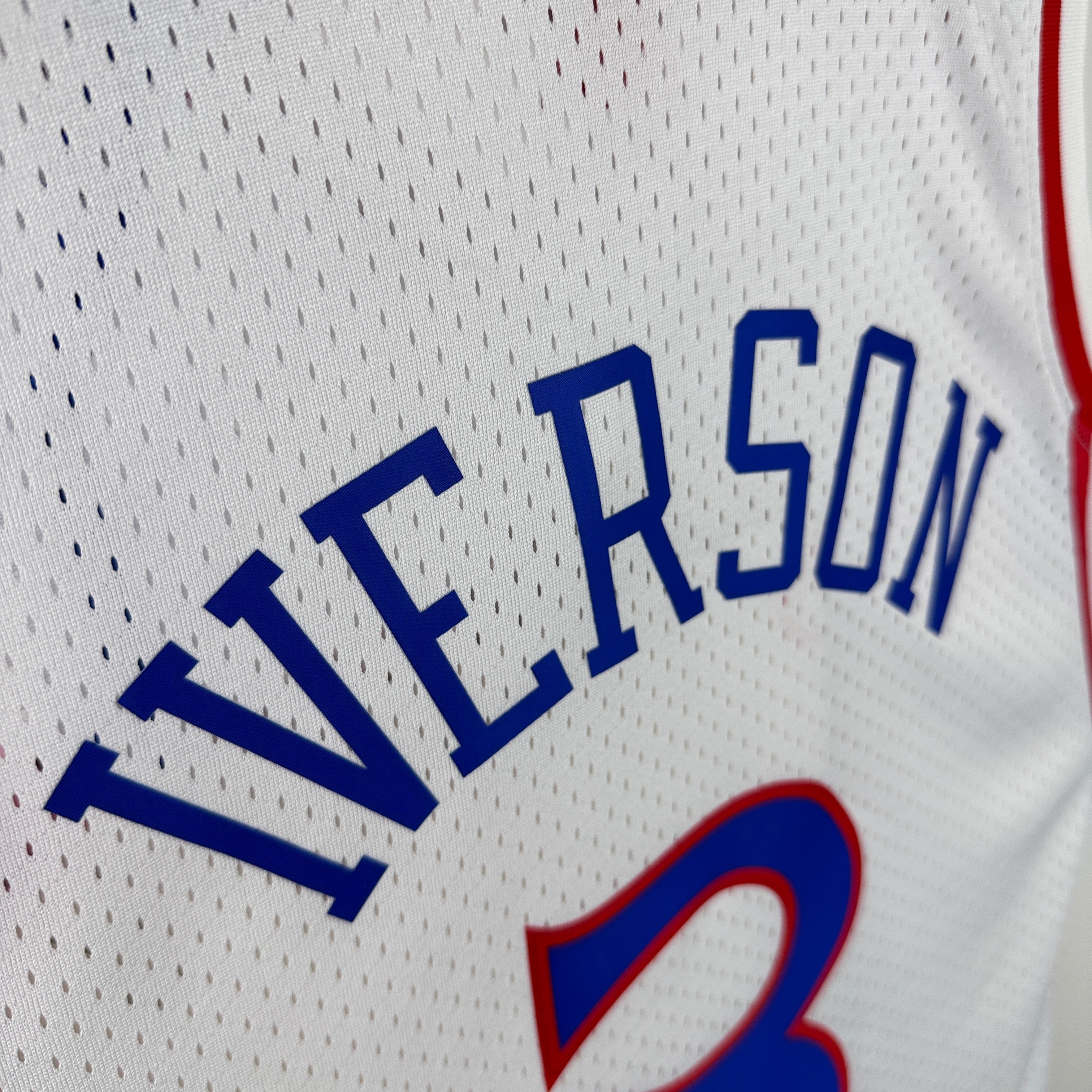 1996/97 NBA "Mitchell & Ness" 76ers Home - Allen Iverson