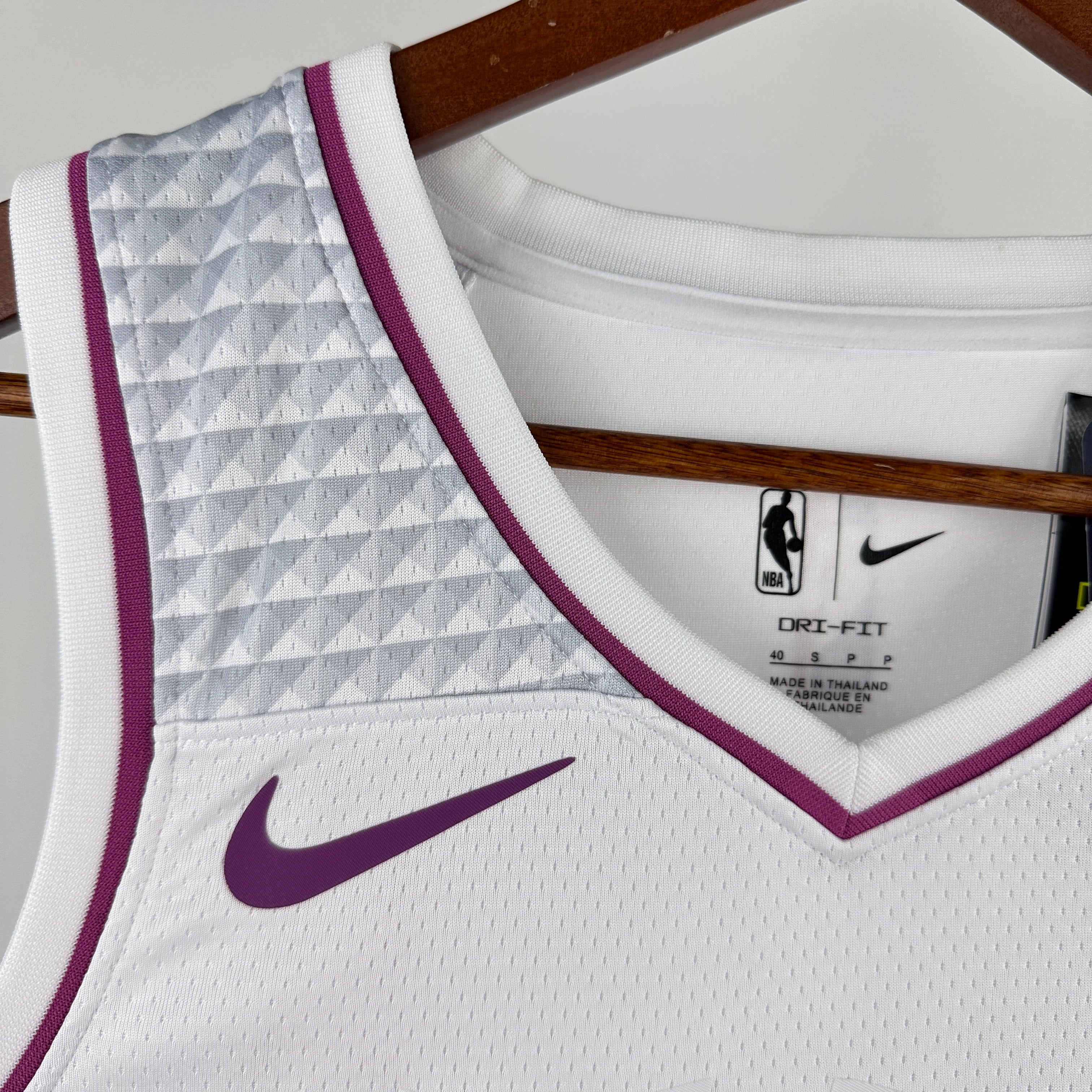 18/19 NBA Timberwolves Earned Edition - Anthony Edwards