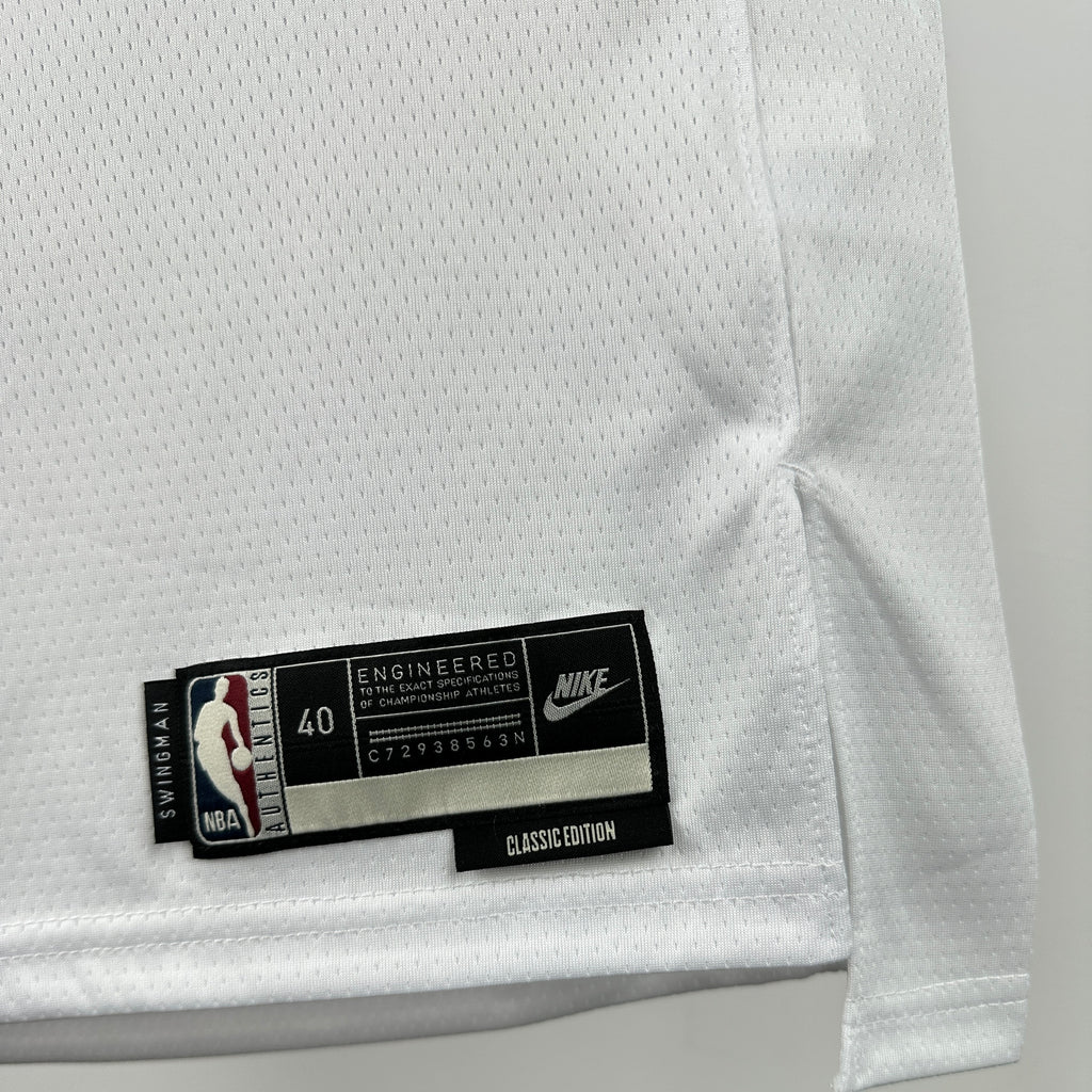24/25 NBA Warriors Classic Edition - Stephen Curry