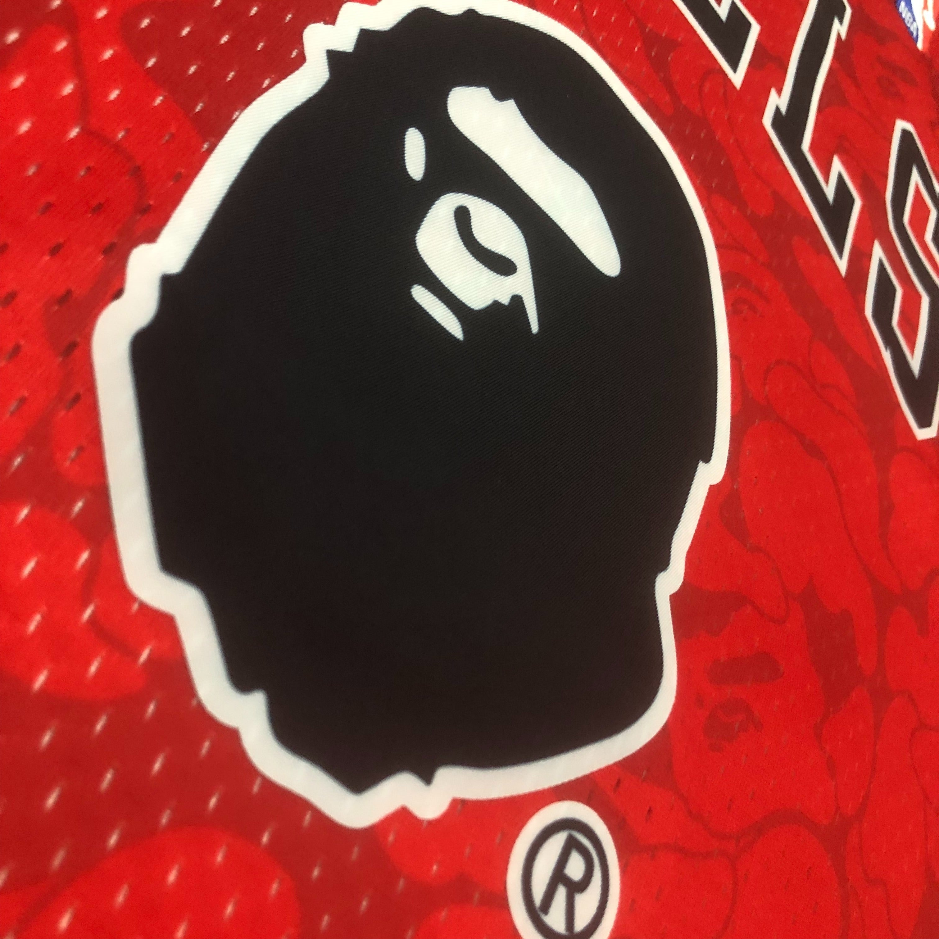 97/98 NBA Chicago Bulls - Mitchell & Ness x BAPE