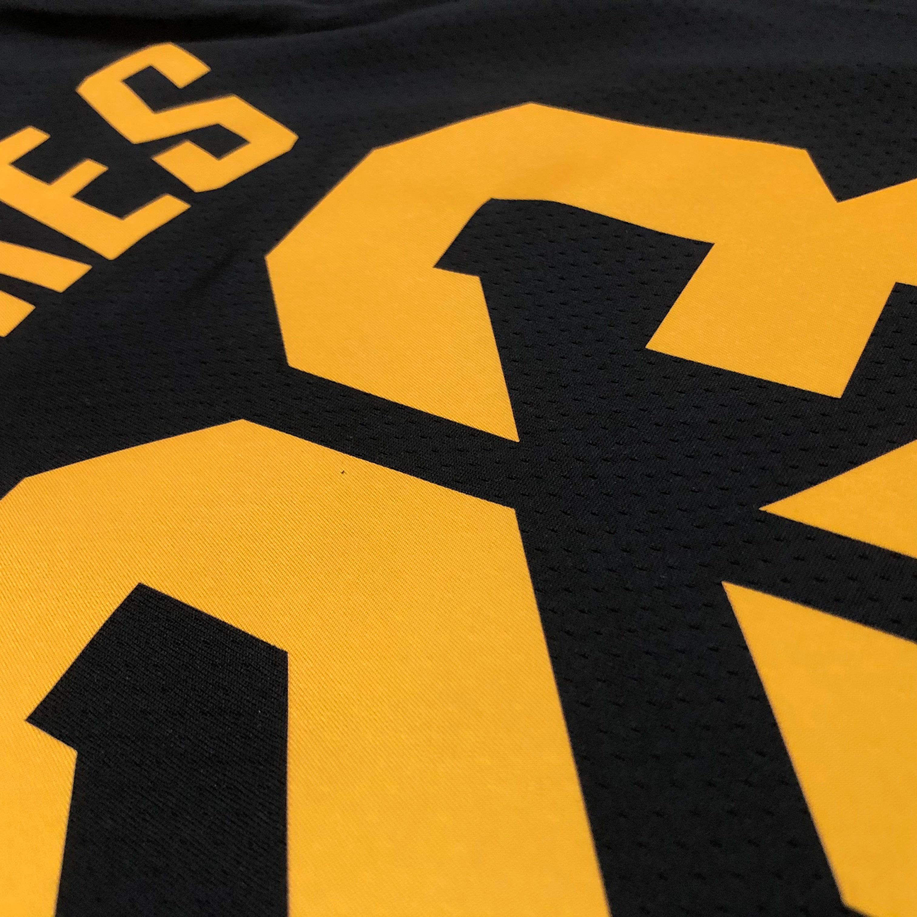 2022/23 NBA Cleveland Statement Edition - Lebron James