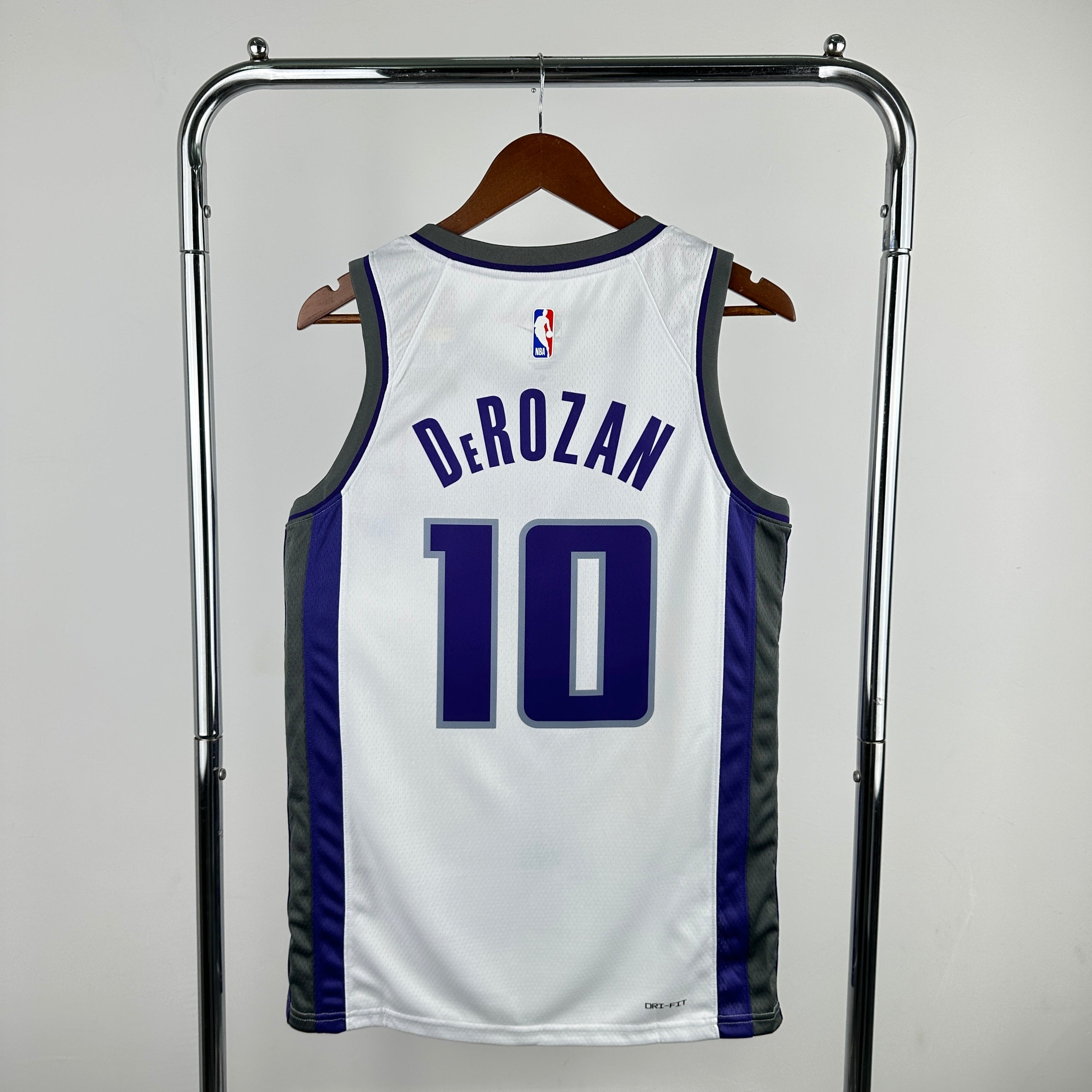 2022/23 NBA Kings Association Edition - DeRozan