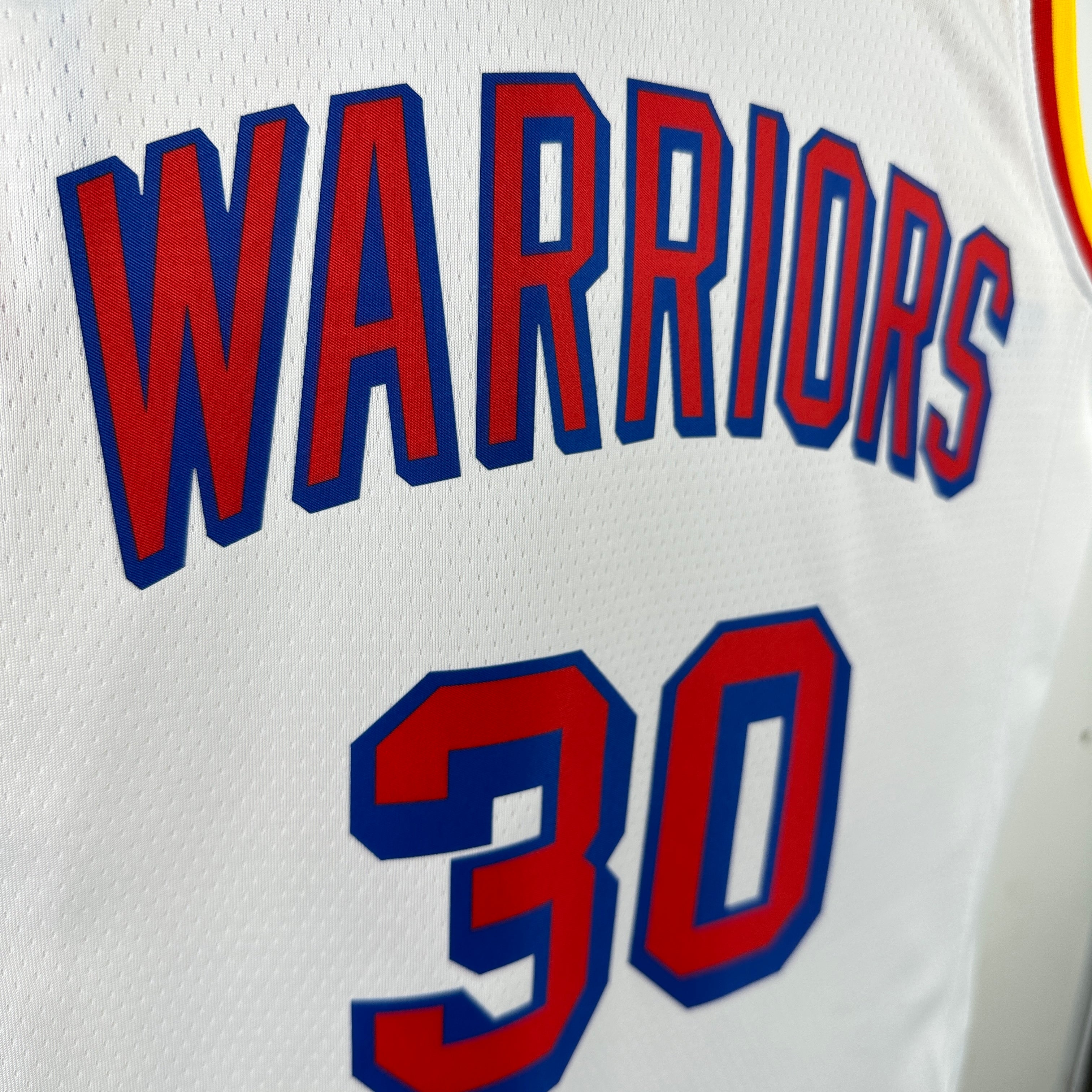 24/25 NBA Warriors Classic Edition - Stephen Curry