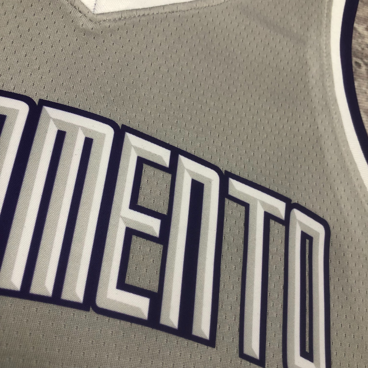 22/23 Jersey NBA Sacramento Kings City Edition - De'Aaron Fox