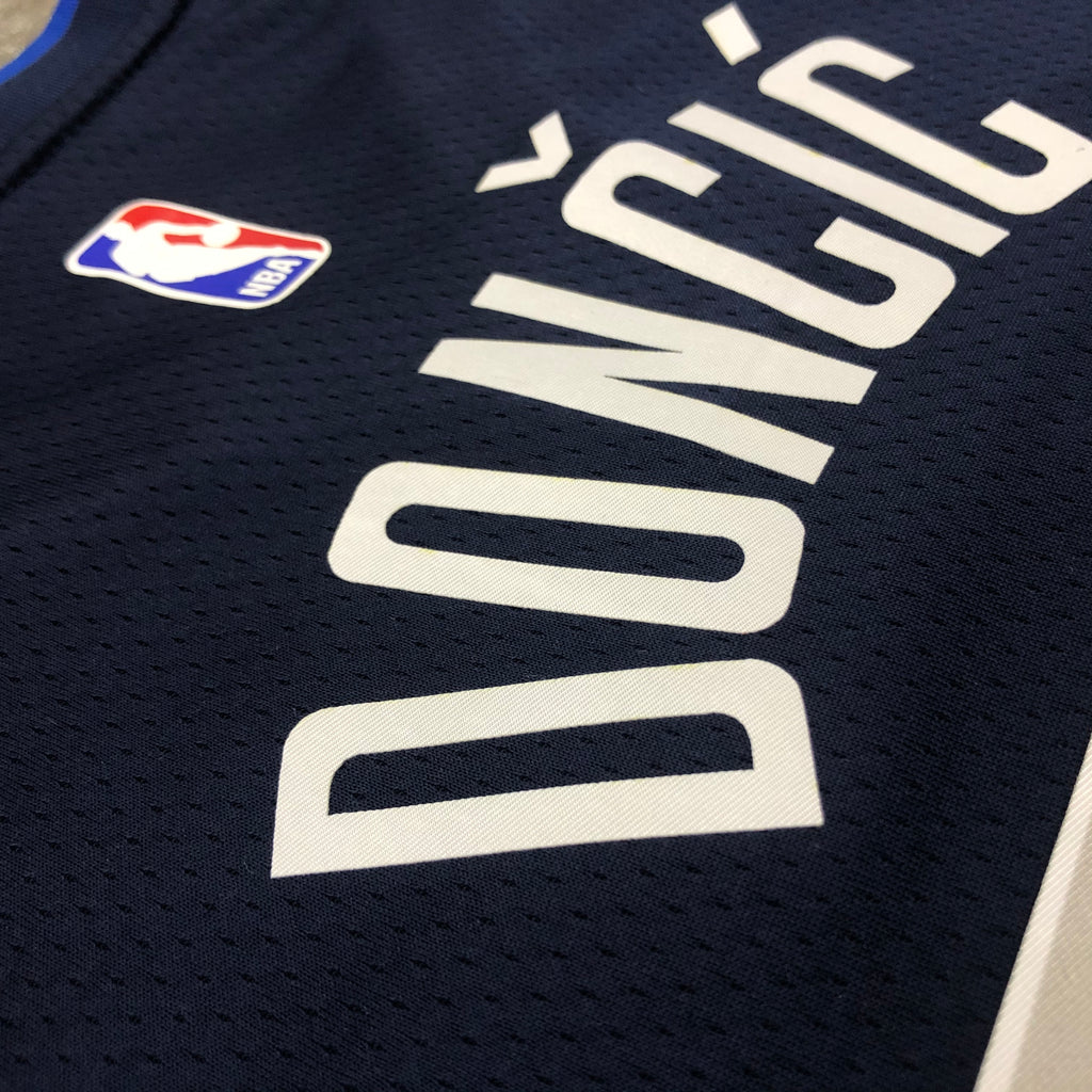 21/22 NBA Mavericks City Edition - Luka Doncic