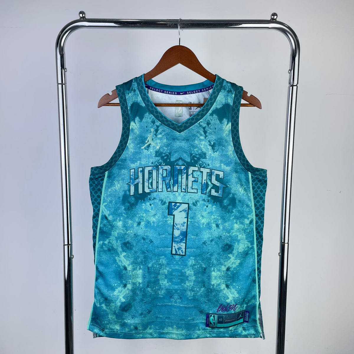 NBA Hornets Select Series - Lamelo Ball