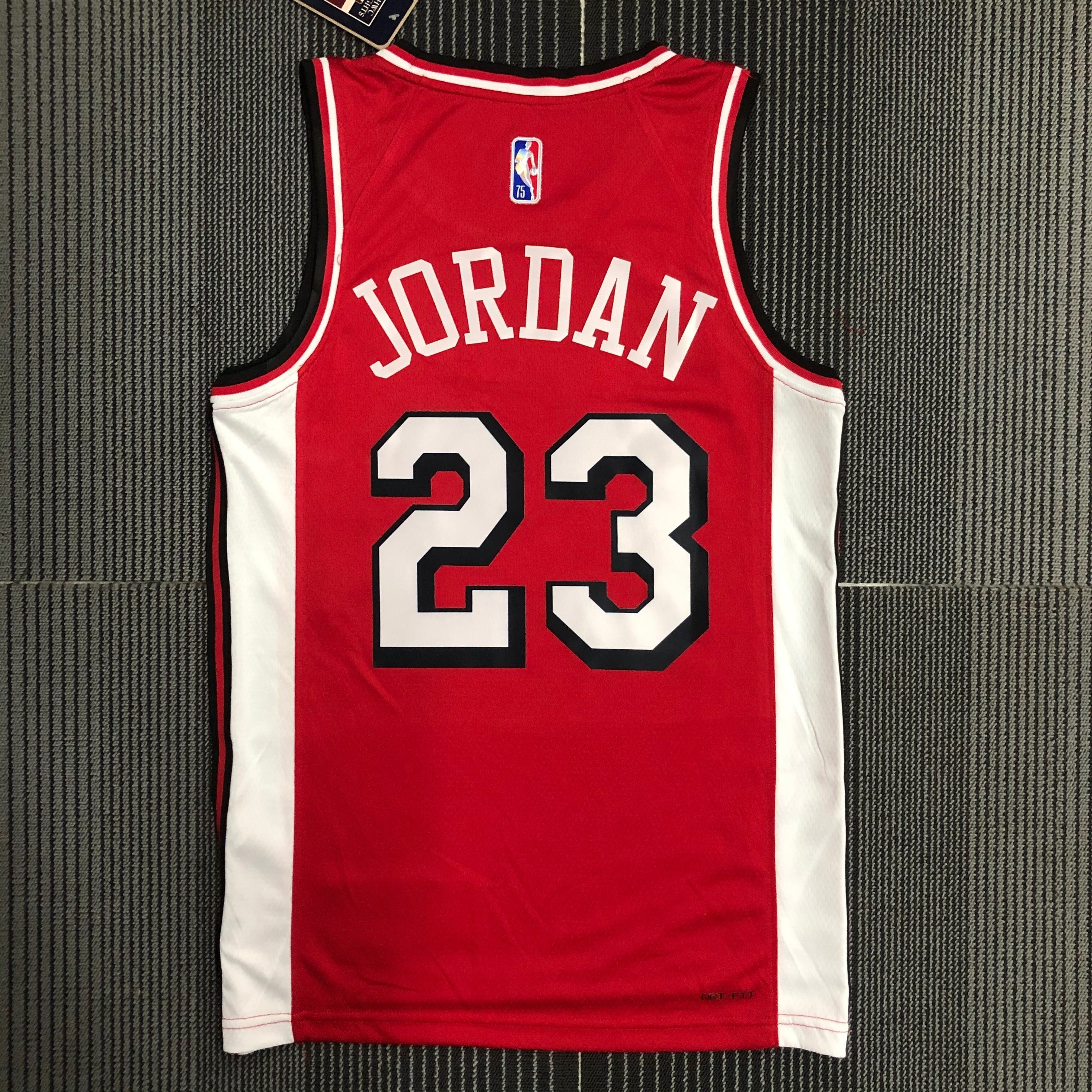 22/23 NBA Bulls City Edition - Michael Jordan