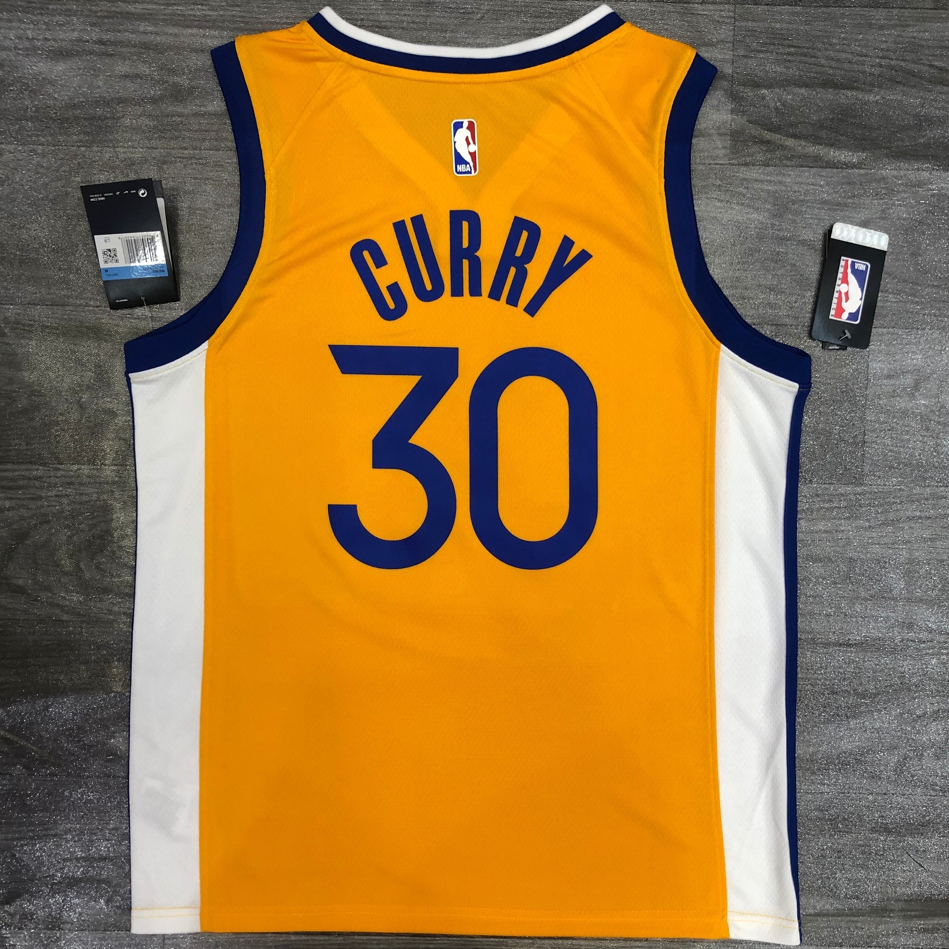 17/18 Warriors NBA - City Edition "The Bay" #30