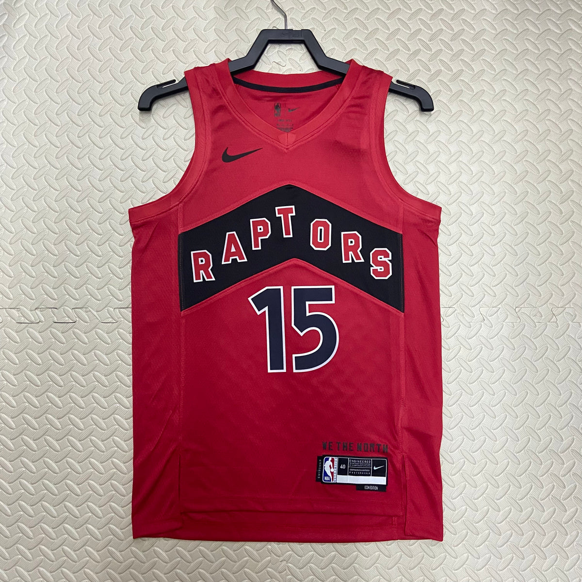 23/24 NBA Raptors Icon Edition - Vince Carter