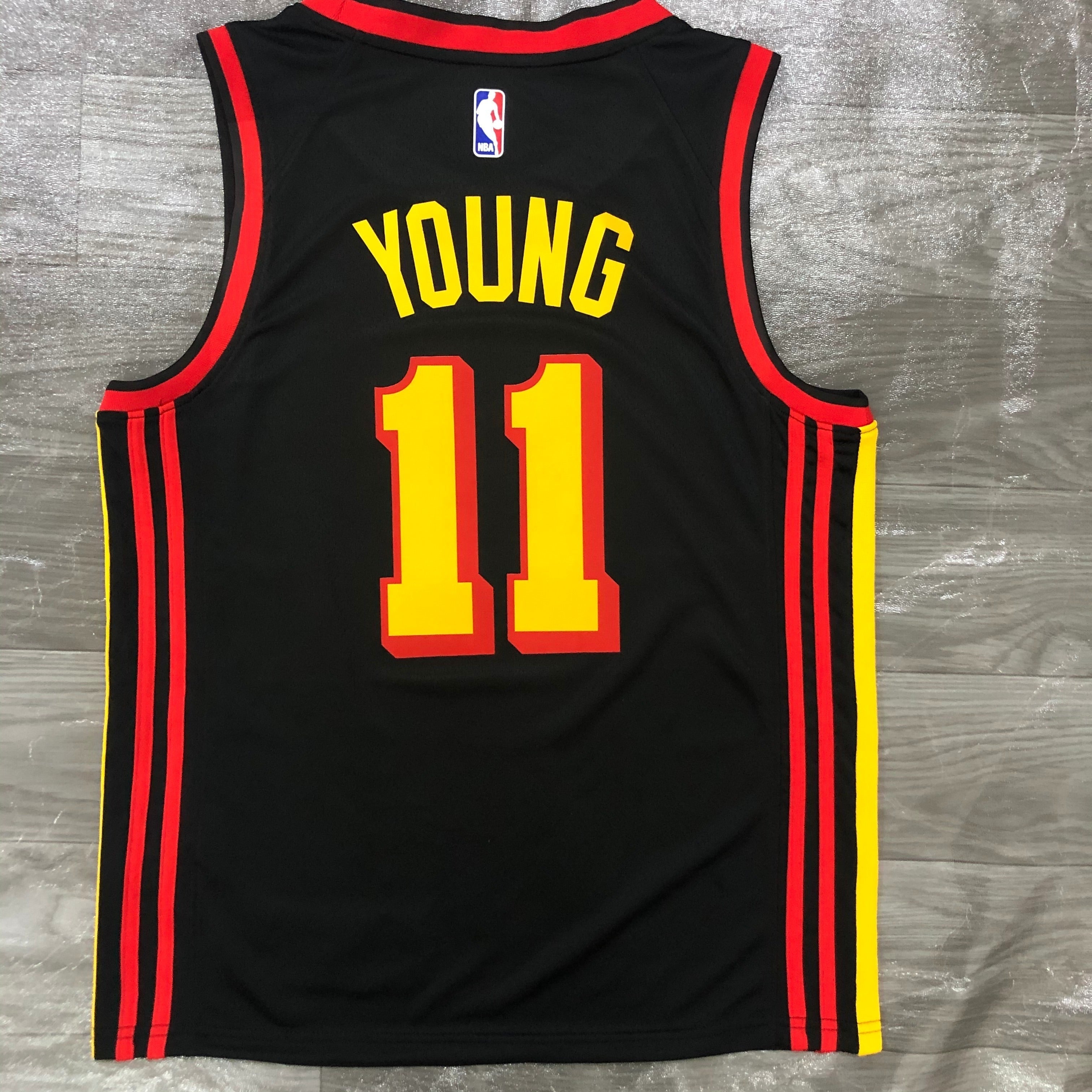 2022/23 NBA Hawks Statement Edition - Young