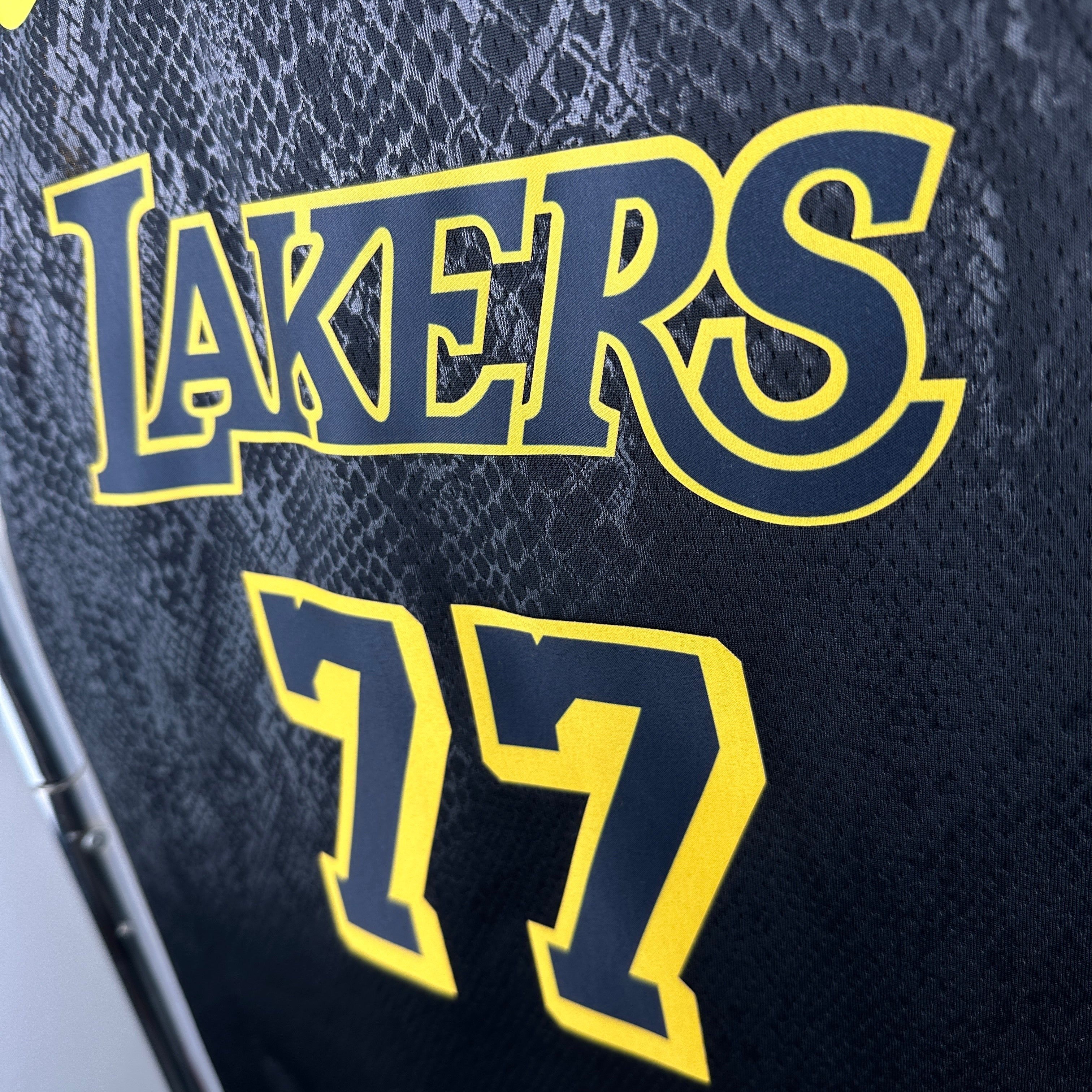 NBA Lakers Black Mamba Edition - Luka Doncic