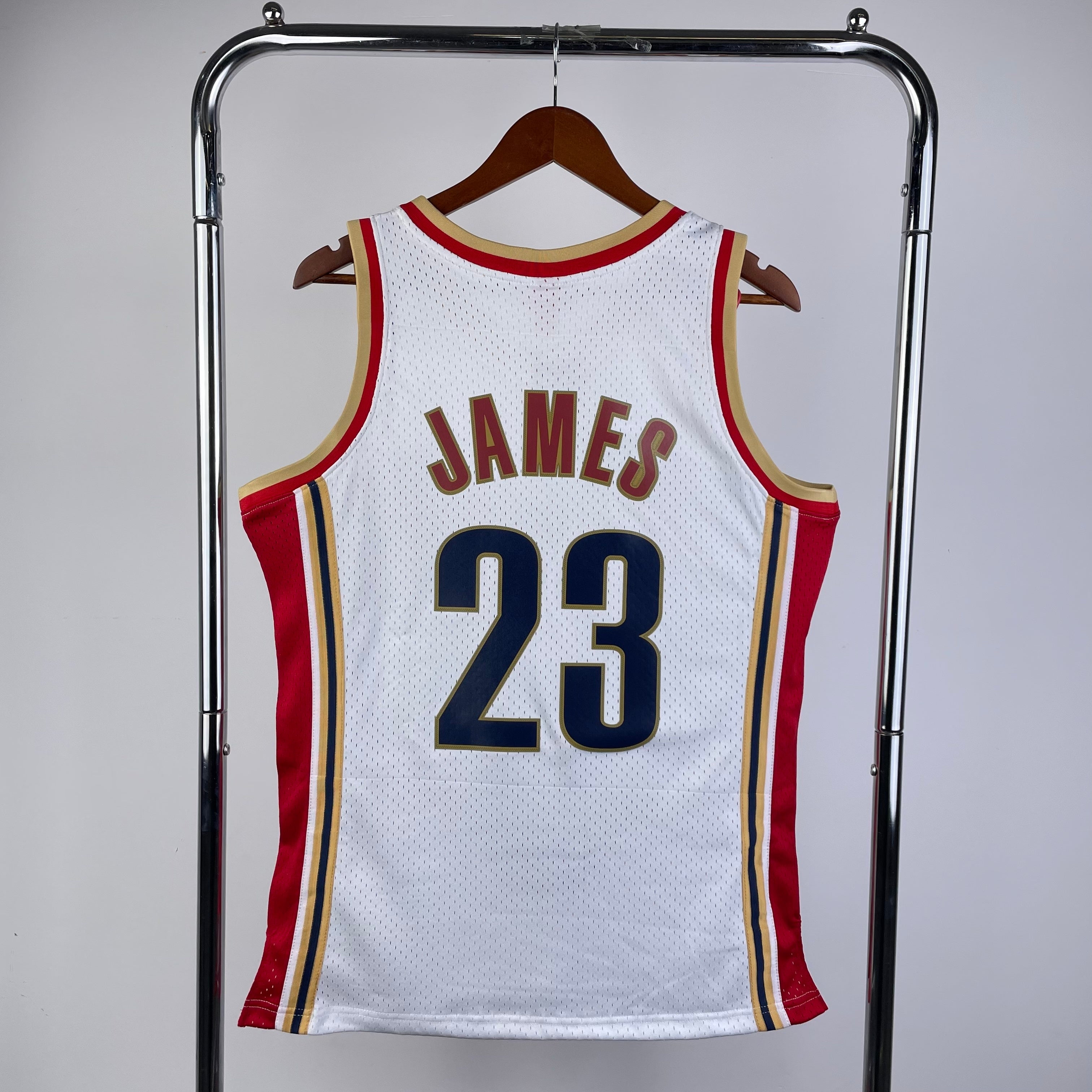 2003/04 NBA Cleveland Mitchell & Ness - Lebron James