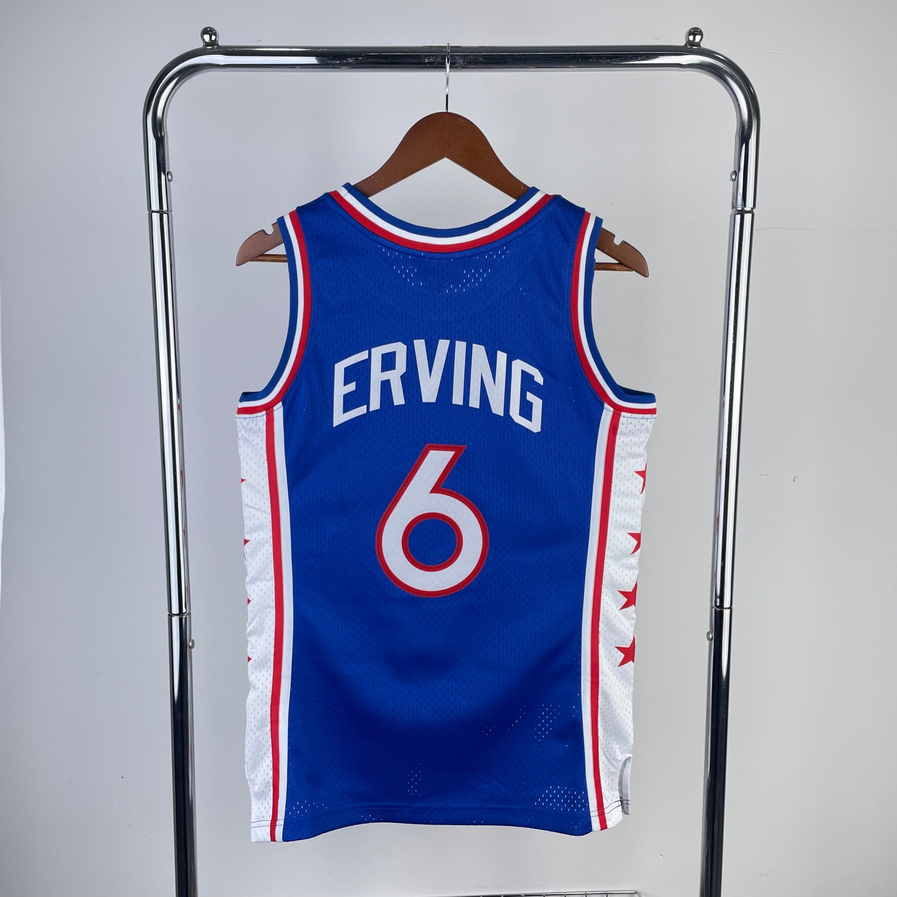 1976-77 NBA Mitchell & Ness 76ers - Julius Erving