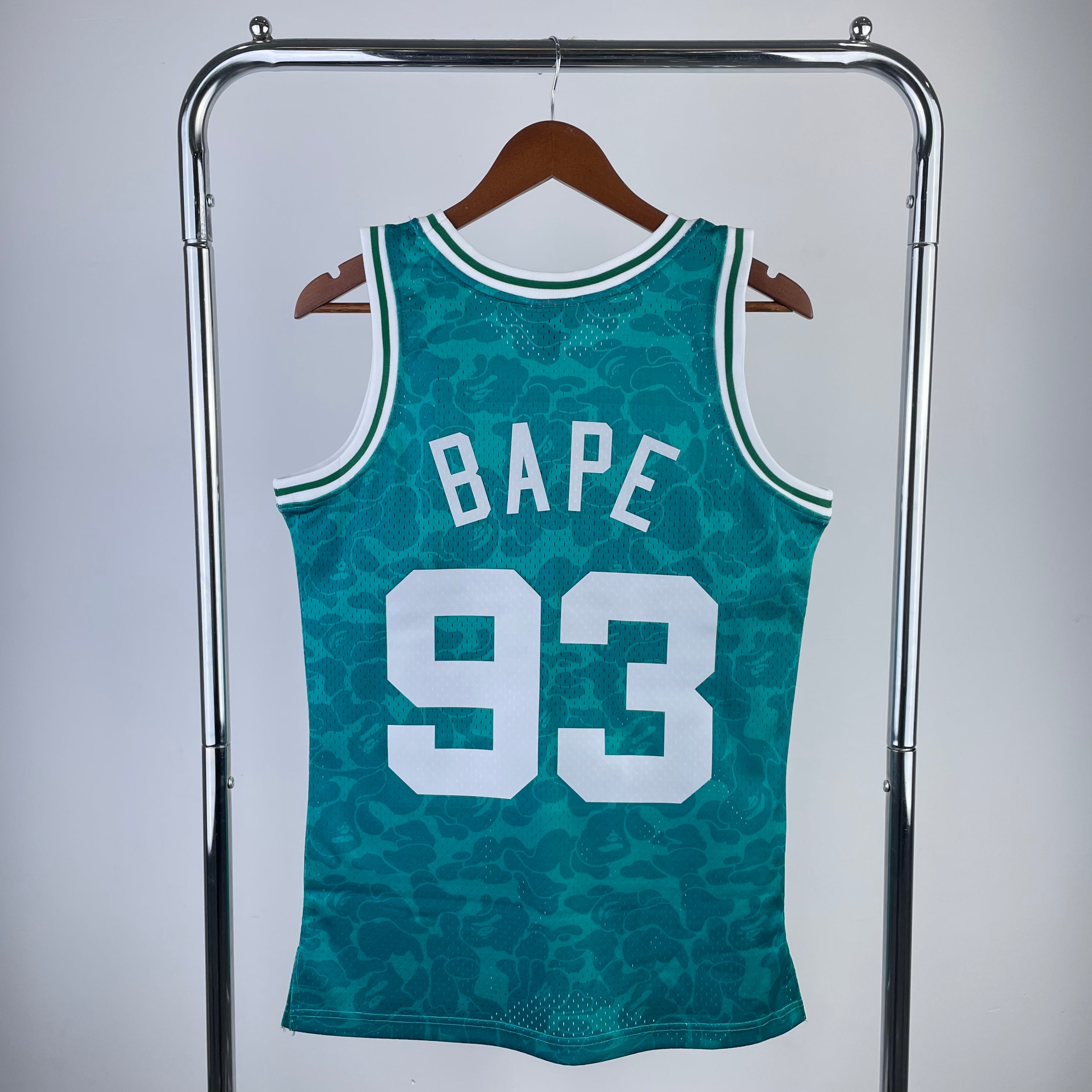 1986/87 NBA Celtics - Mitchell & Ness x BAPE