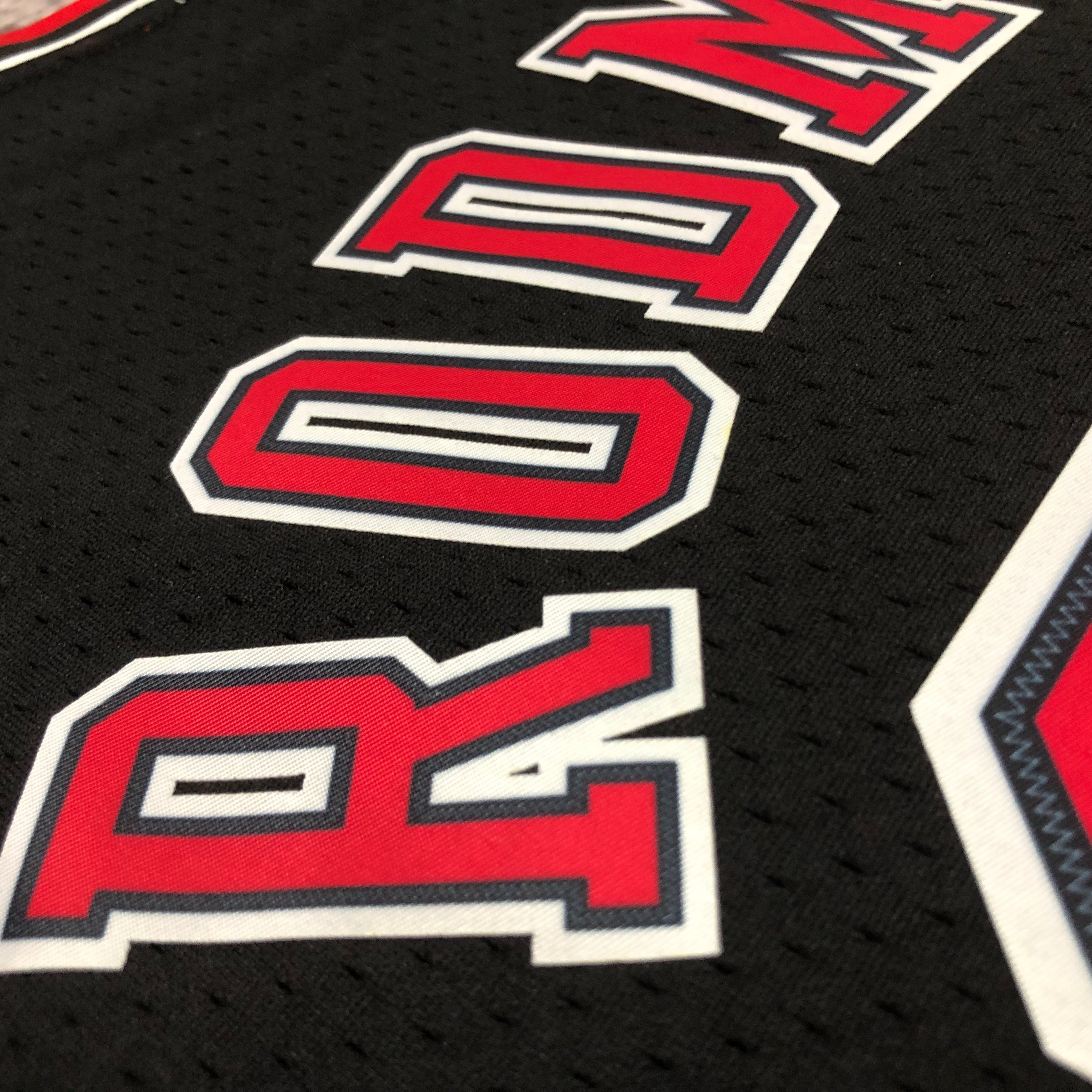 1997/98 NBA Bulls Mitchell & Ness - Dennis Rodman