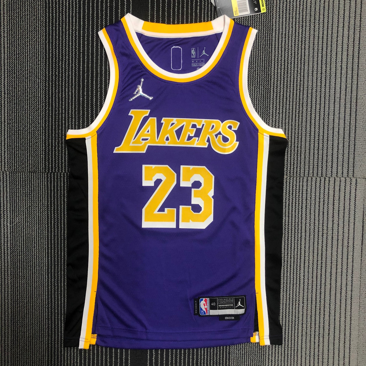 24/25 NBA Lakers Statement Edition - Lebron James