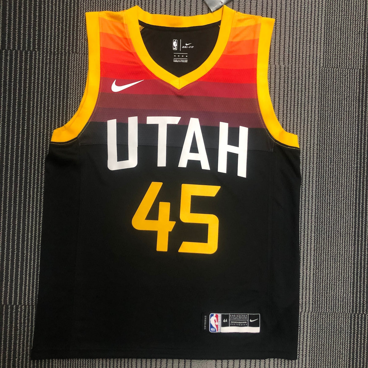 2021/22 NBA Utah Jazz Statement Edition - Mitchell