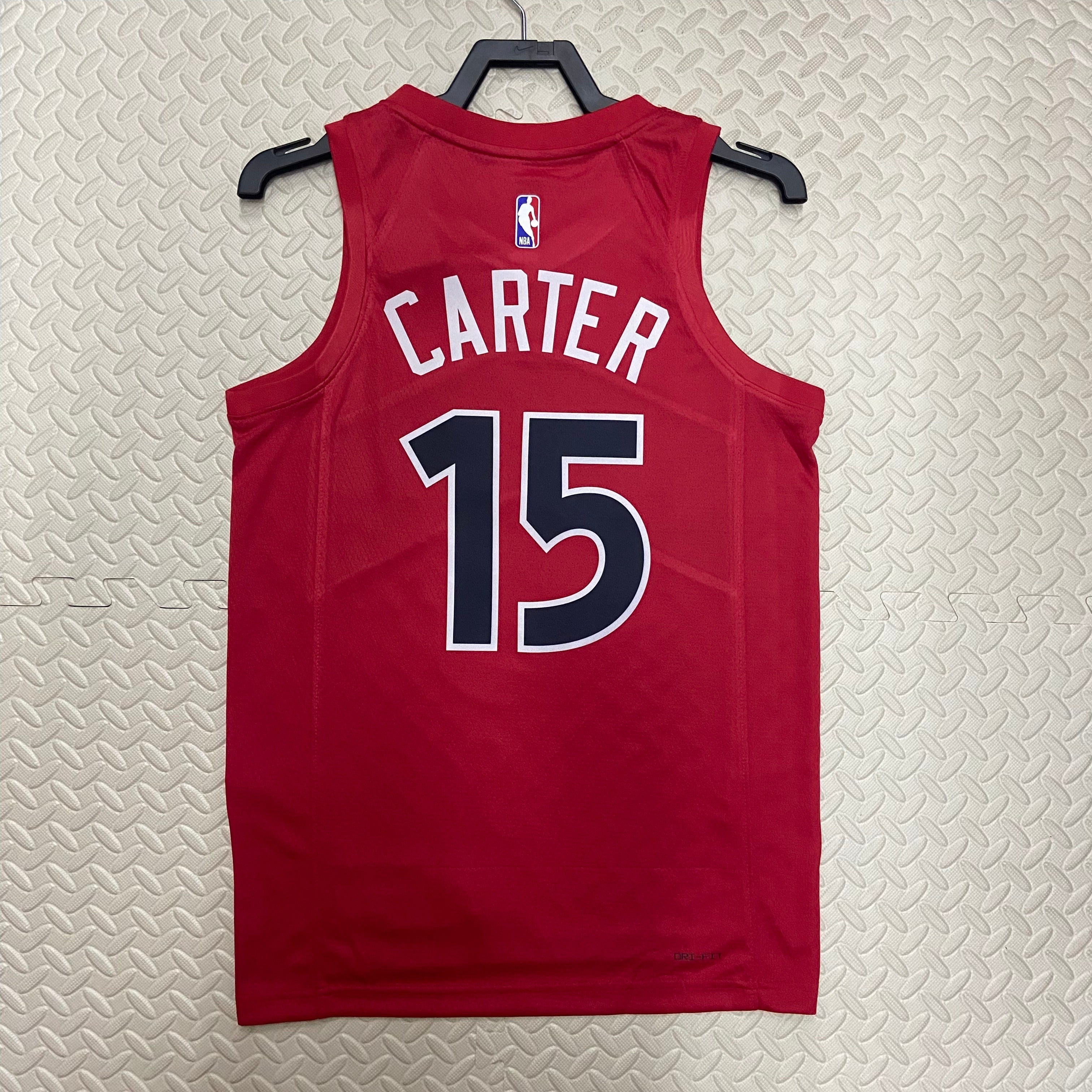 23/24 NBA Raptors Icon Edition - Vince Carter