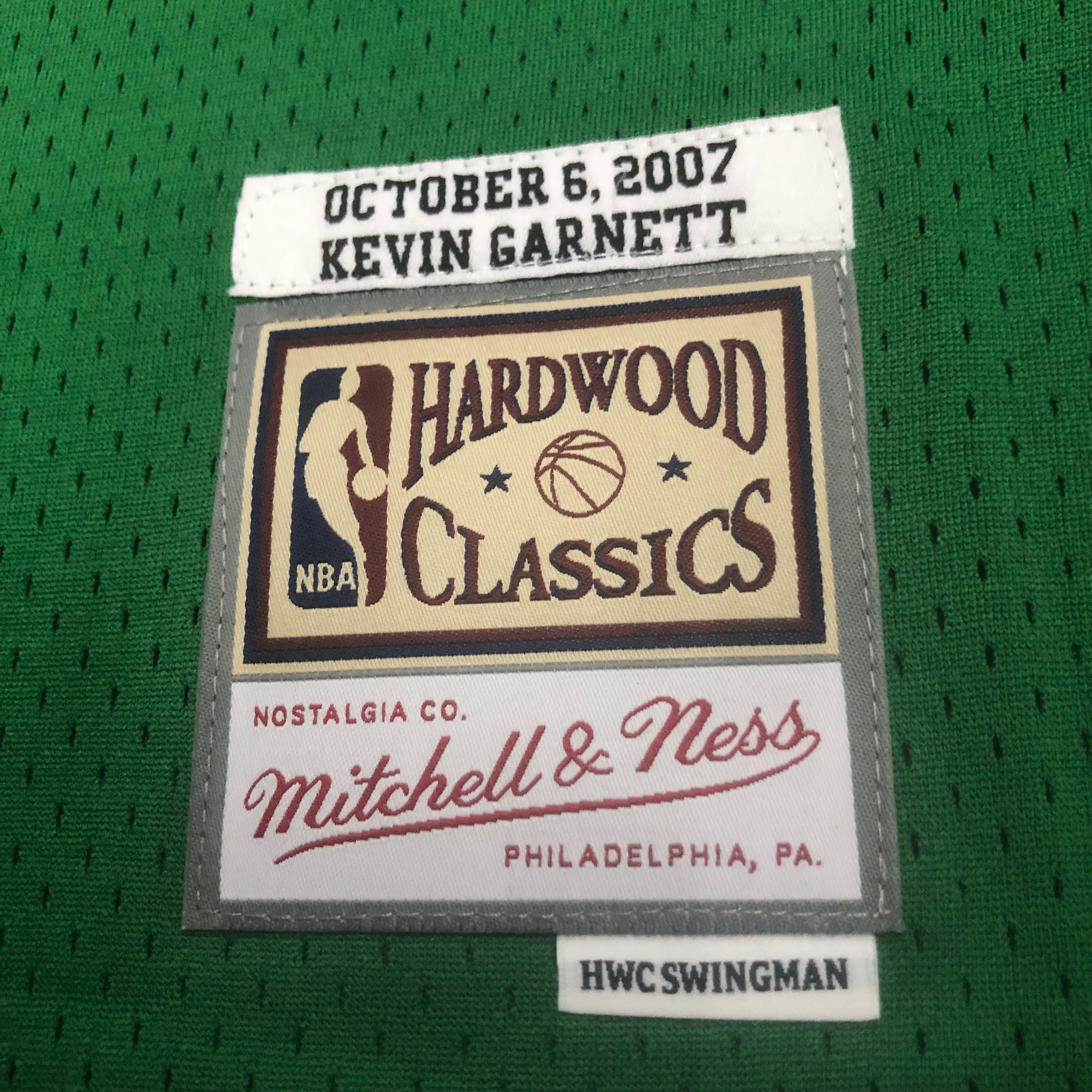 2007 NBA Celtics Mitchell & Ness - Kevin Garnett